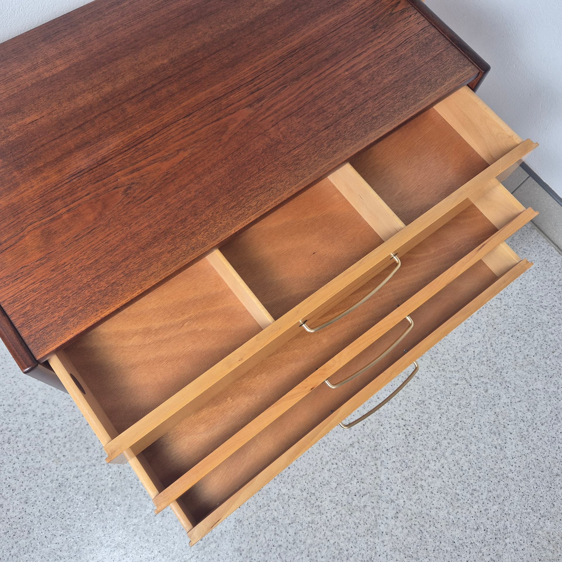 Designerska toaletka firmy Orsta Bruk, Dania lata 60 - 92497