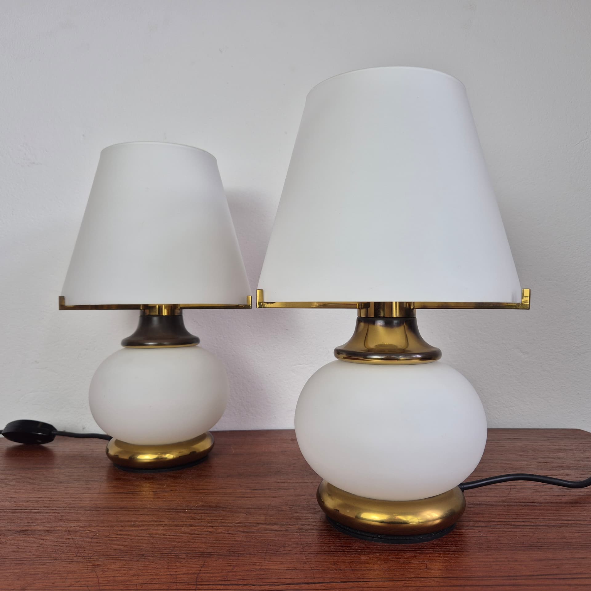 Lampa ze szkła Murano z podświetlaną podstawą, F. Fabbian, Włochy lata 70 - 92557