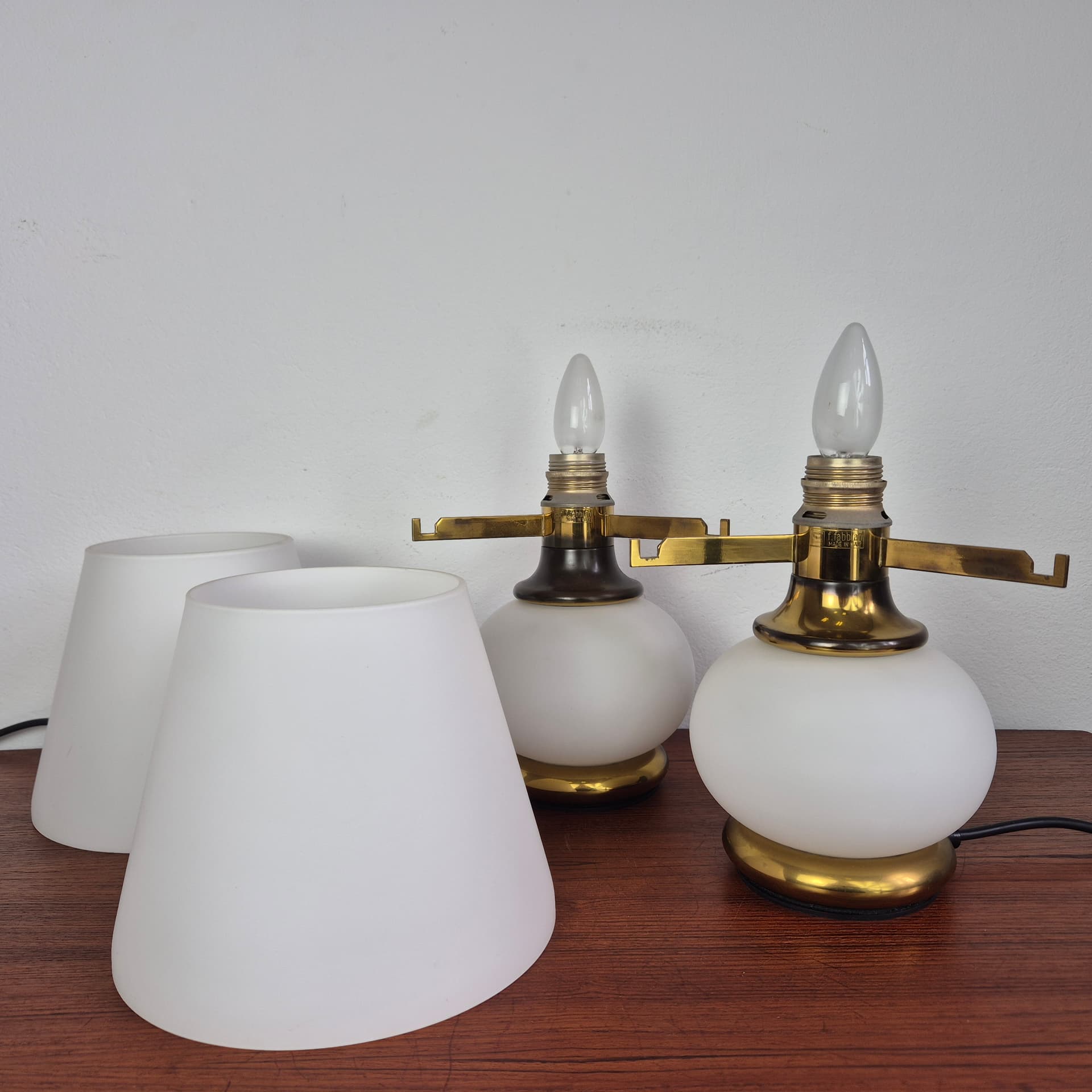 Lampa ze szkła Murano z podświetlaną podstawą, F. Fabbian, Włochy lata 70 - 92556