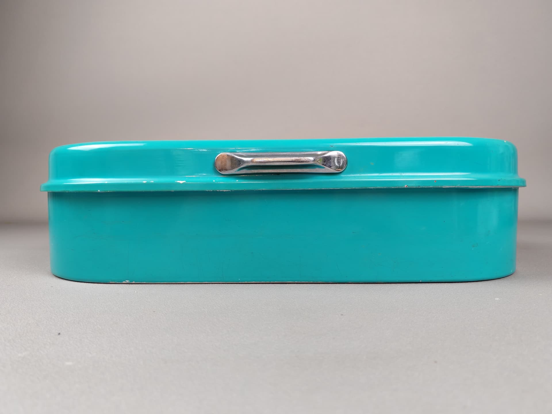 Pudełko na lunch turkusowe, metal, Szwecja, lata 50. - 92853