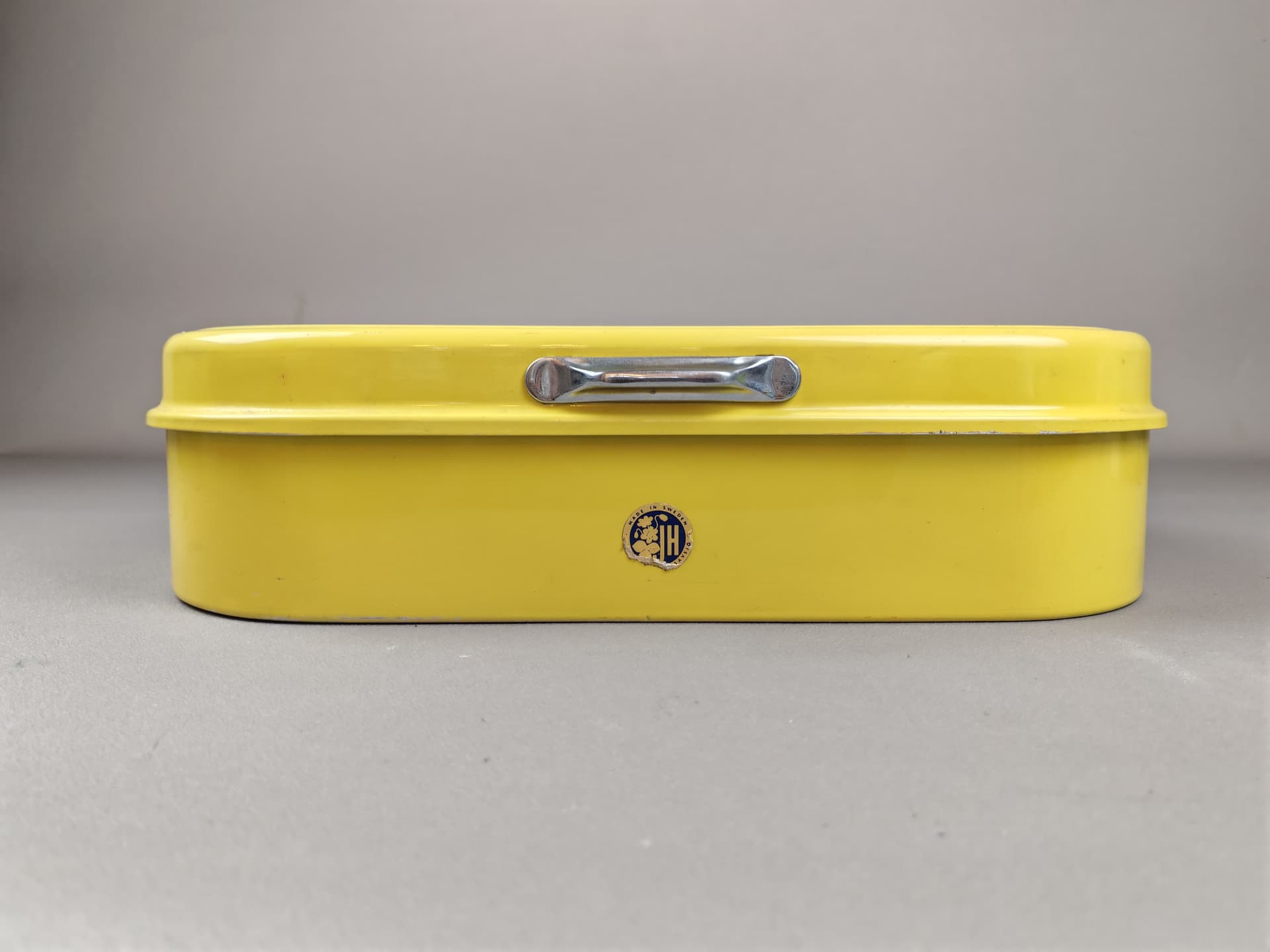 Lunch Box, yellow, J-H Fabrikerna, Sweden, 1950s. - 92873