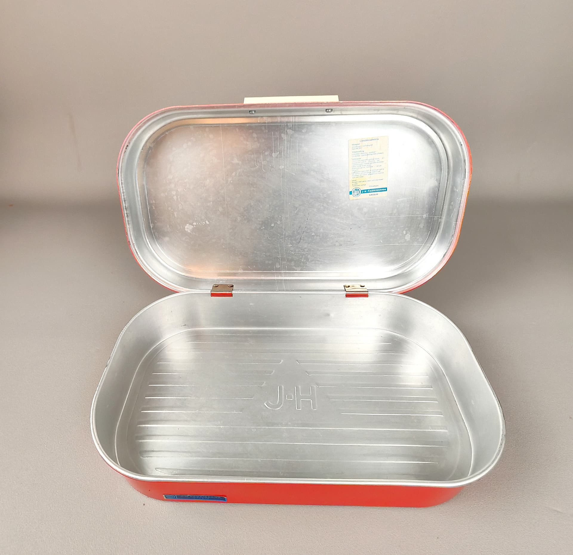 Pudełko na lunch, czerwony, metal emaliowany, Szwecja, lata 60. - 92899