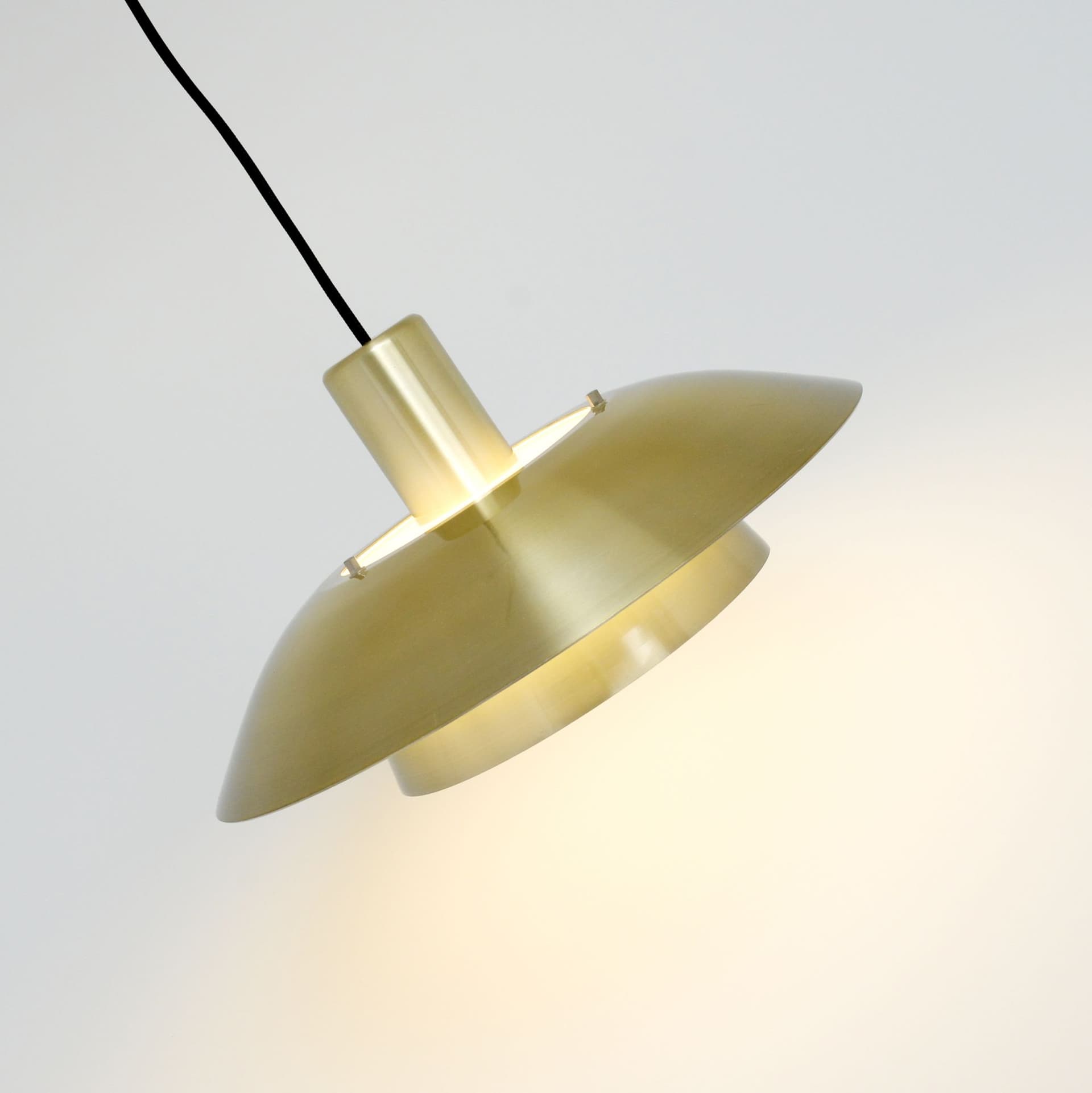 Lampa wisząca, złoty, metal, Dania, lata 70. - 93099