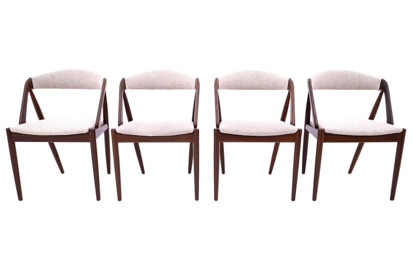 Tekowy komplet krzeseł, proj. K. Kristiansen, Dania, lata 60.