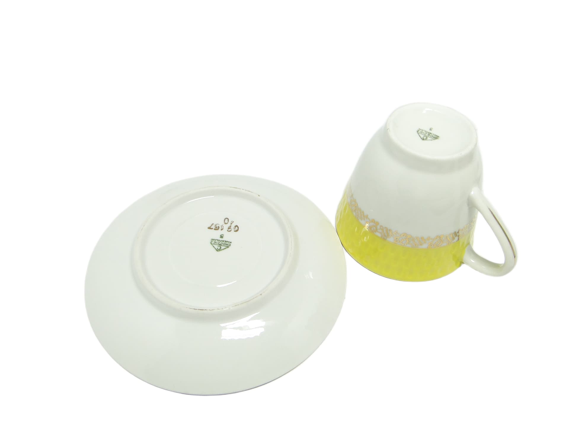 Zestaw filiżanki i spodka Karol, porcelana żółta, Chodzież, Polska, lata 70. - 95377