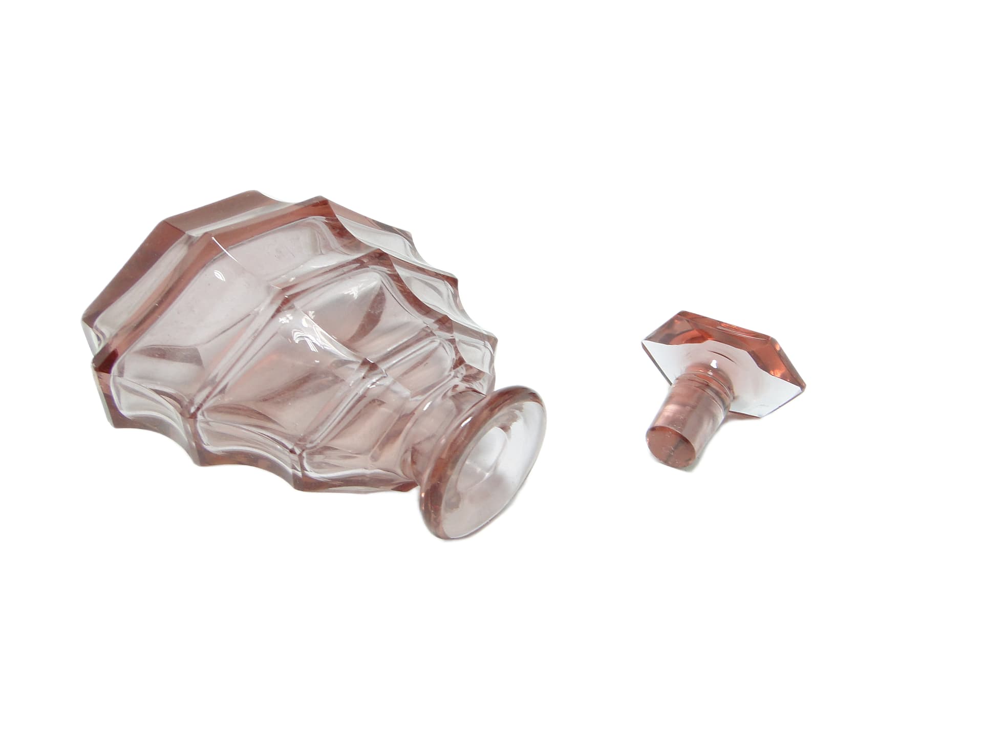 Karafka Art Deco, różowy kryształ, Moser, Czechosłowacja, lata 30. - 95404
