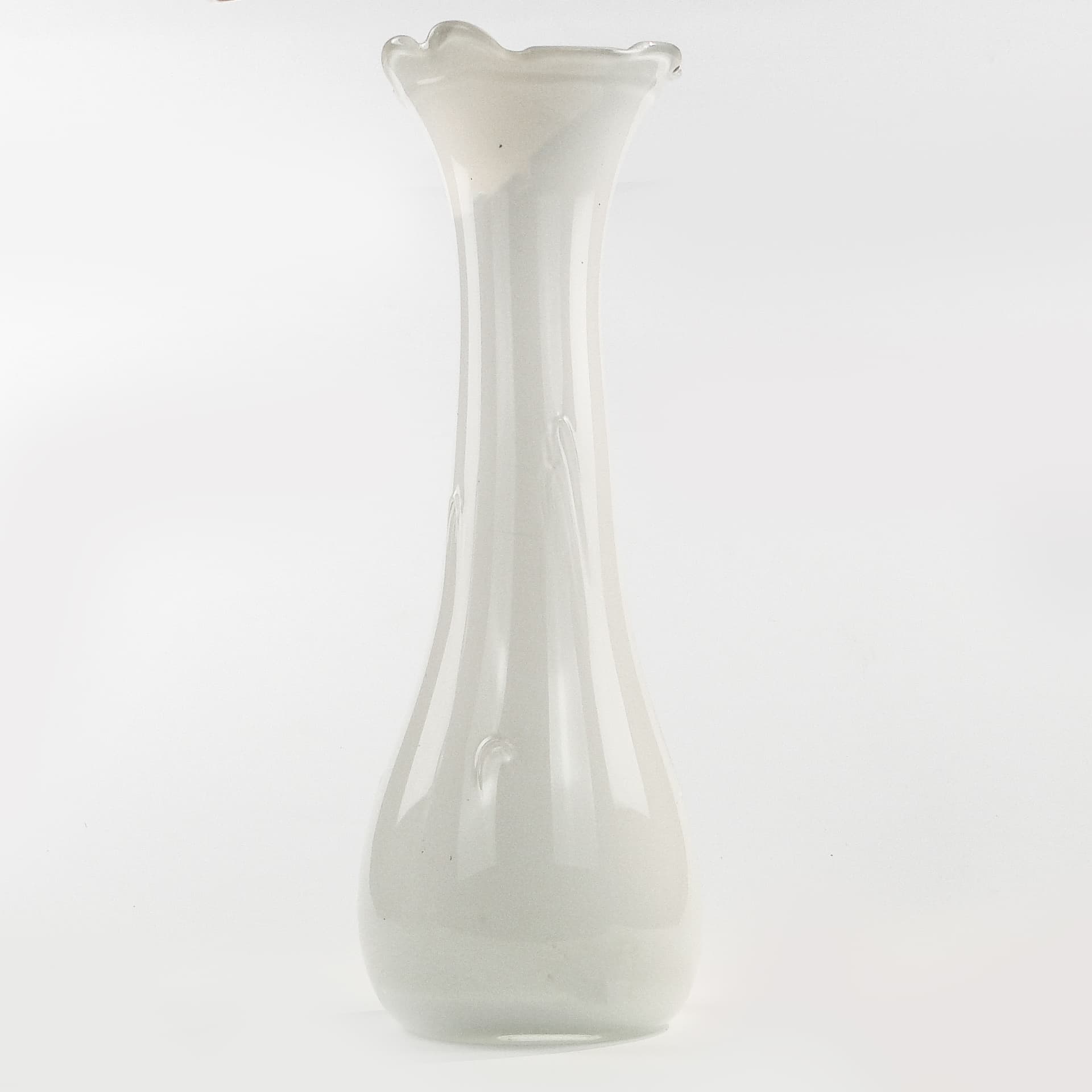 Wazon mid-century modern, szkło ivory white, Polska, lata 70. - 97533