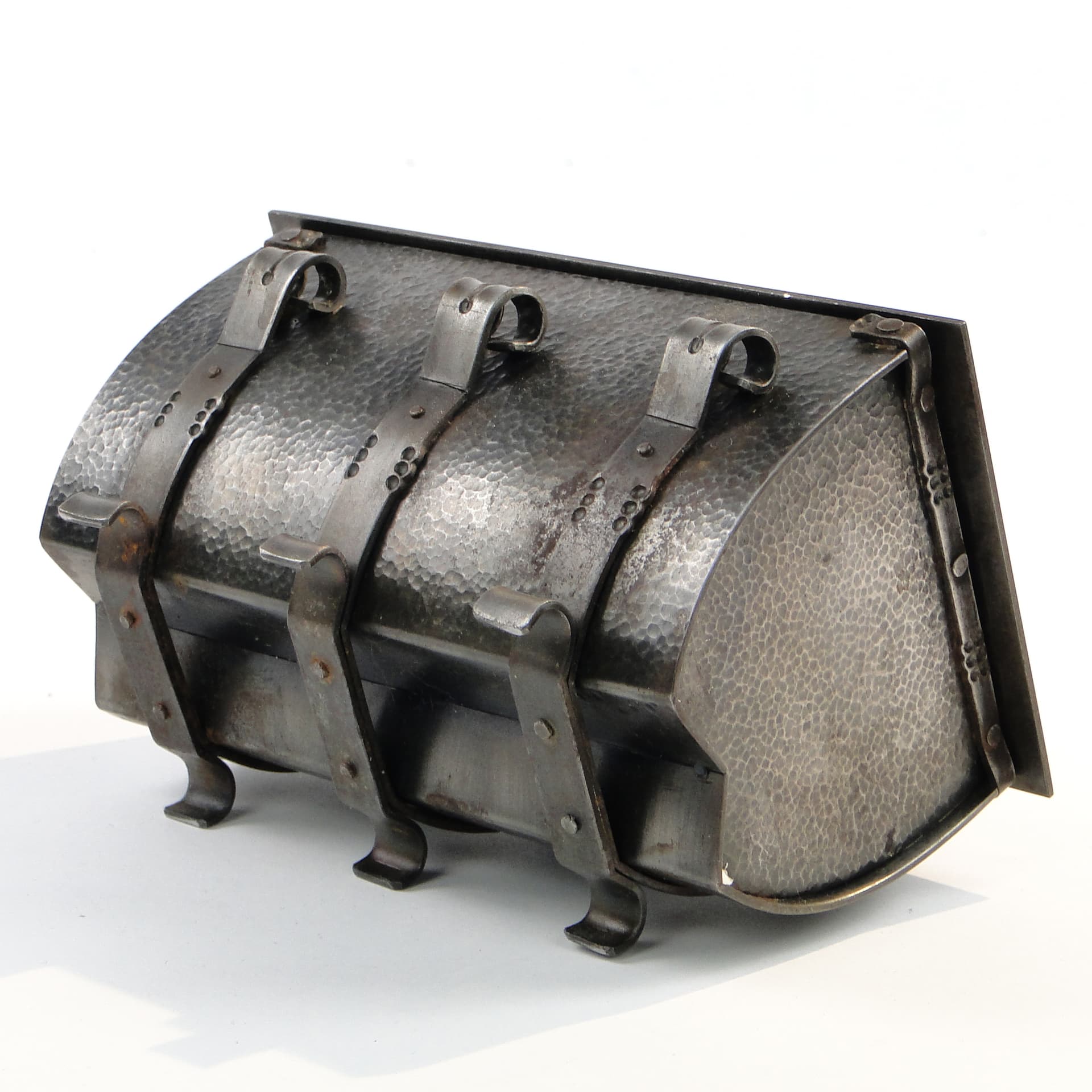 Brutalist cigar box, hammered grey steel, Poland, 1970s. - 97579