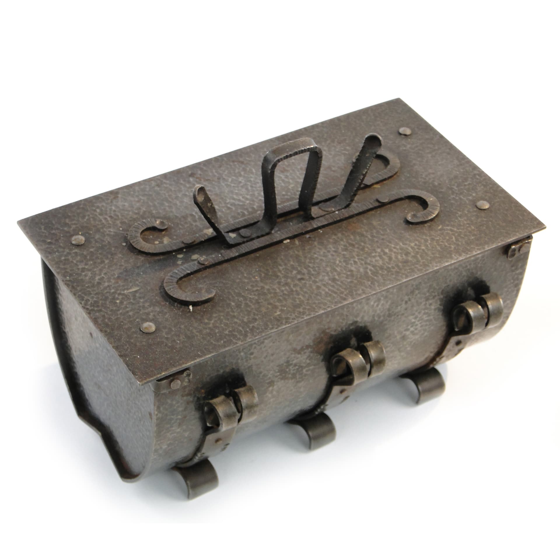 Brutalist cigar box, hammered grey steel, Poland, 1970s. - 97574