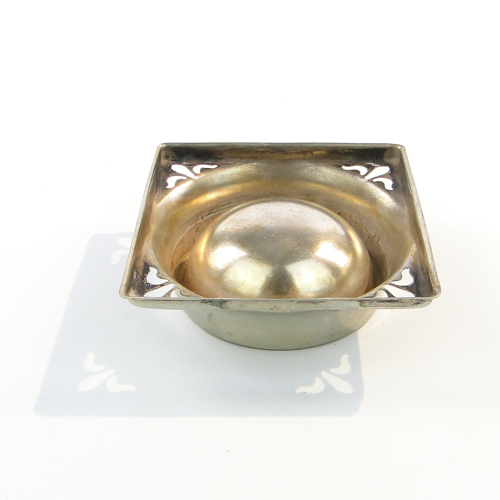 Solniczka Art déco, mosiądz srebrzony, Wielka Brytania, lata 50. - 97799