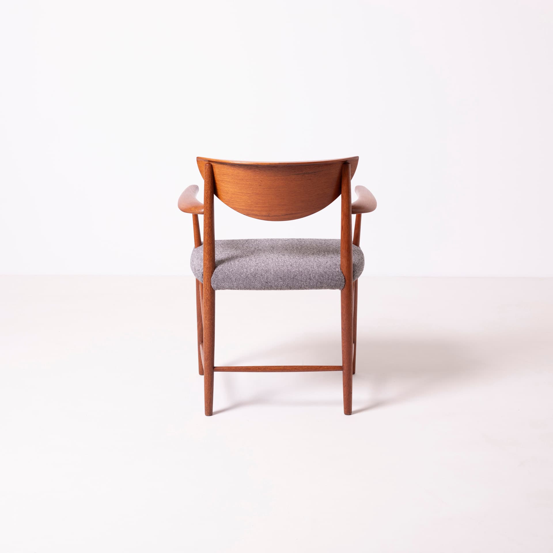 Set of four armchairs, grey wool, teak, by P. Hvidt, O. Mølgaard-Nielsen, Søborg Møbelfabrik, Denmark, 1960s. - 94673