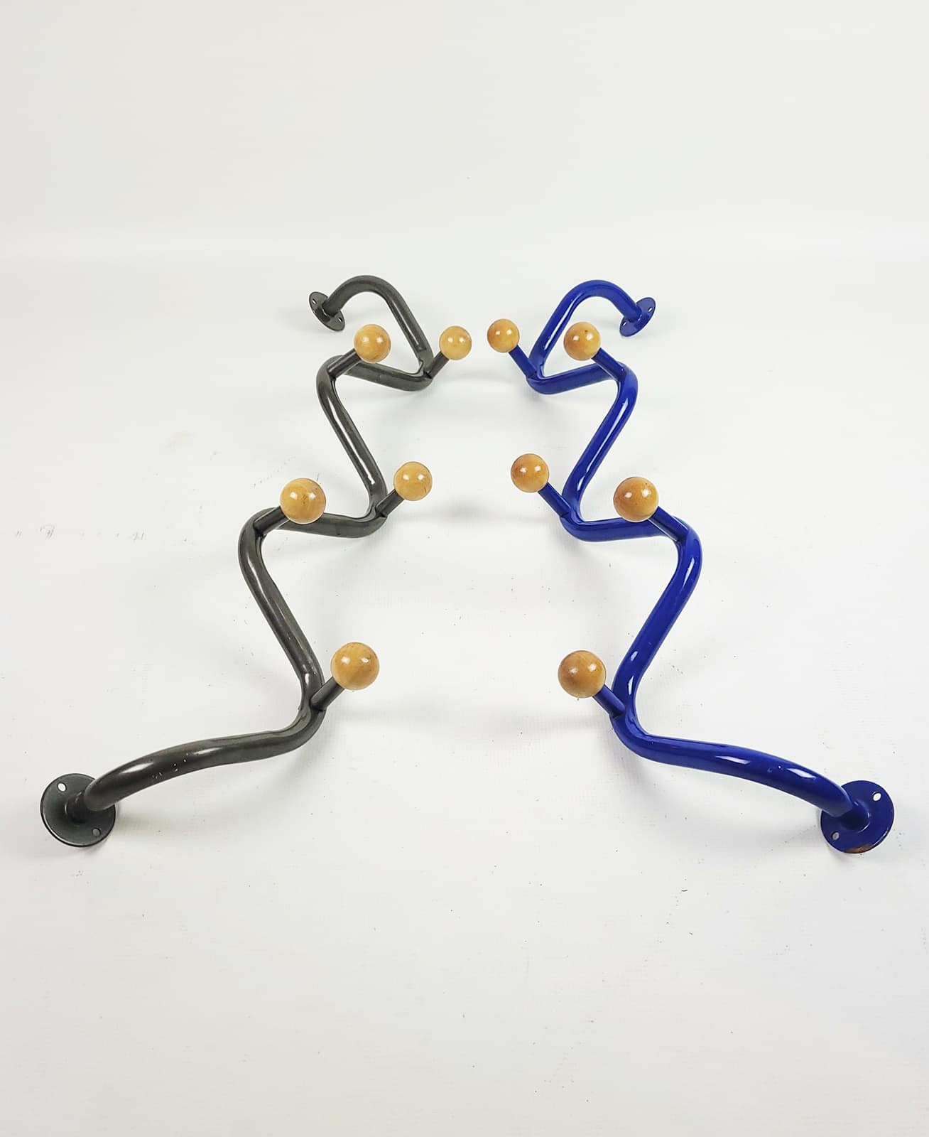 Wieszak ścienny z lat 90. - 96029