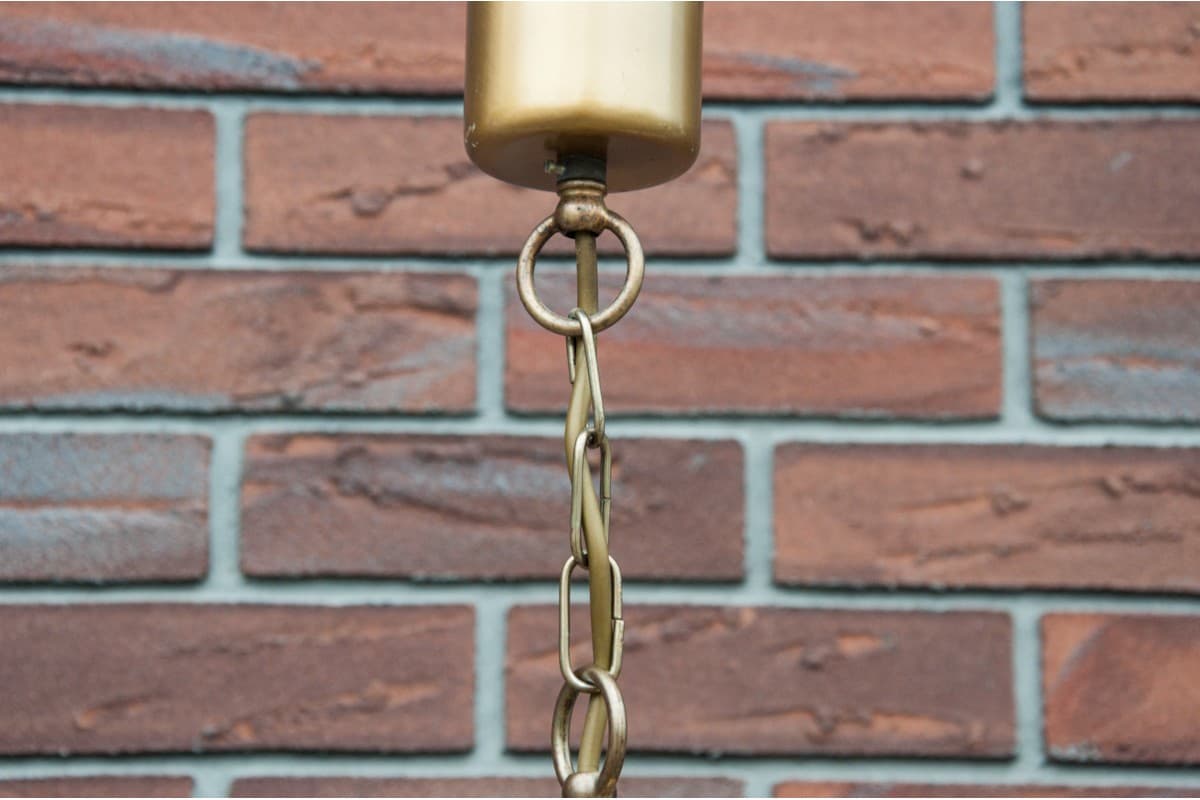 Mosiężna lampa wisząca z wielokolorowymi panelami, Polska, XXI wiek - 57828