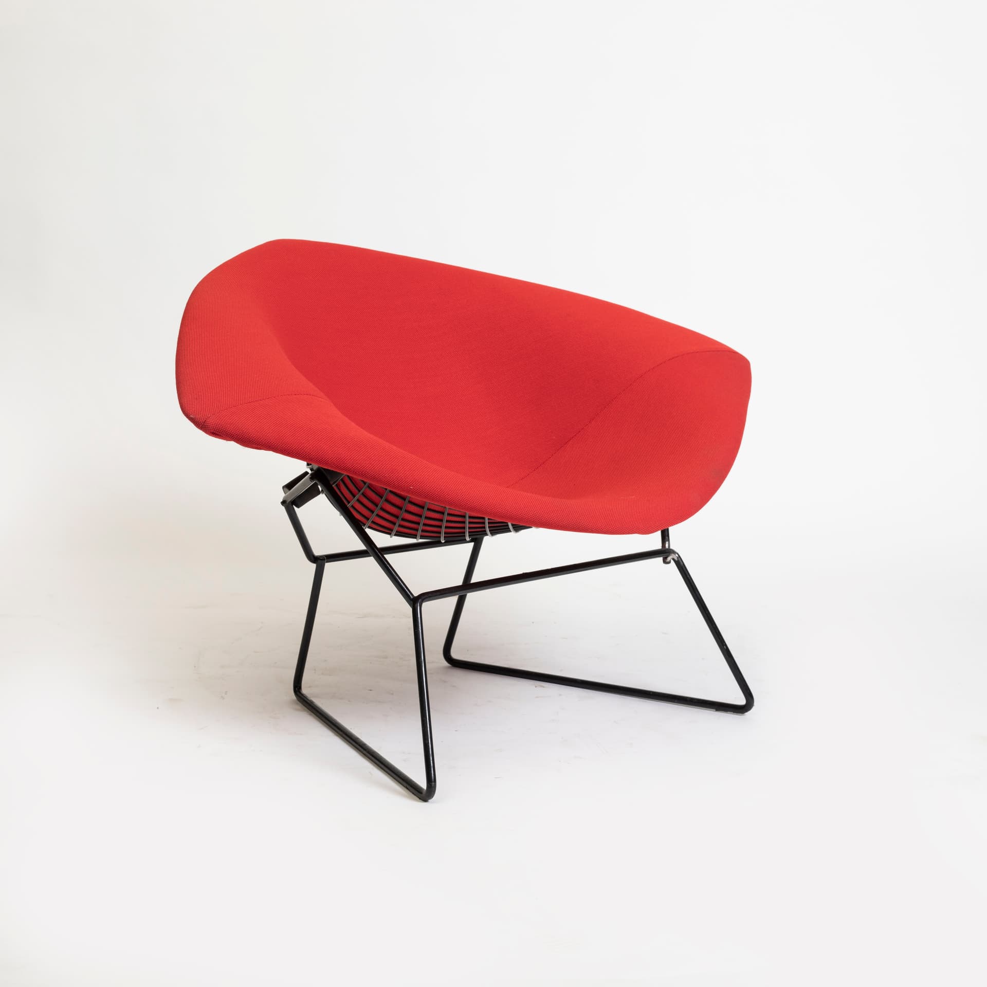Armchair Large Diamond, red, by H. Bertoia, Knoll, USA, 1960s. - 96605