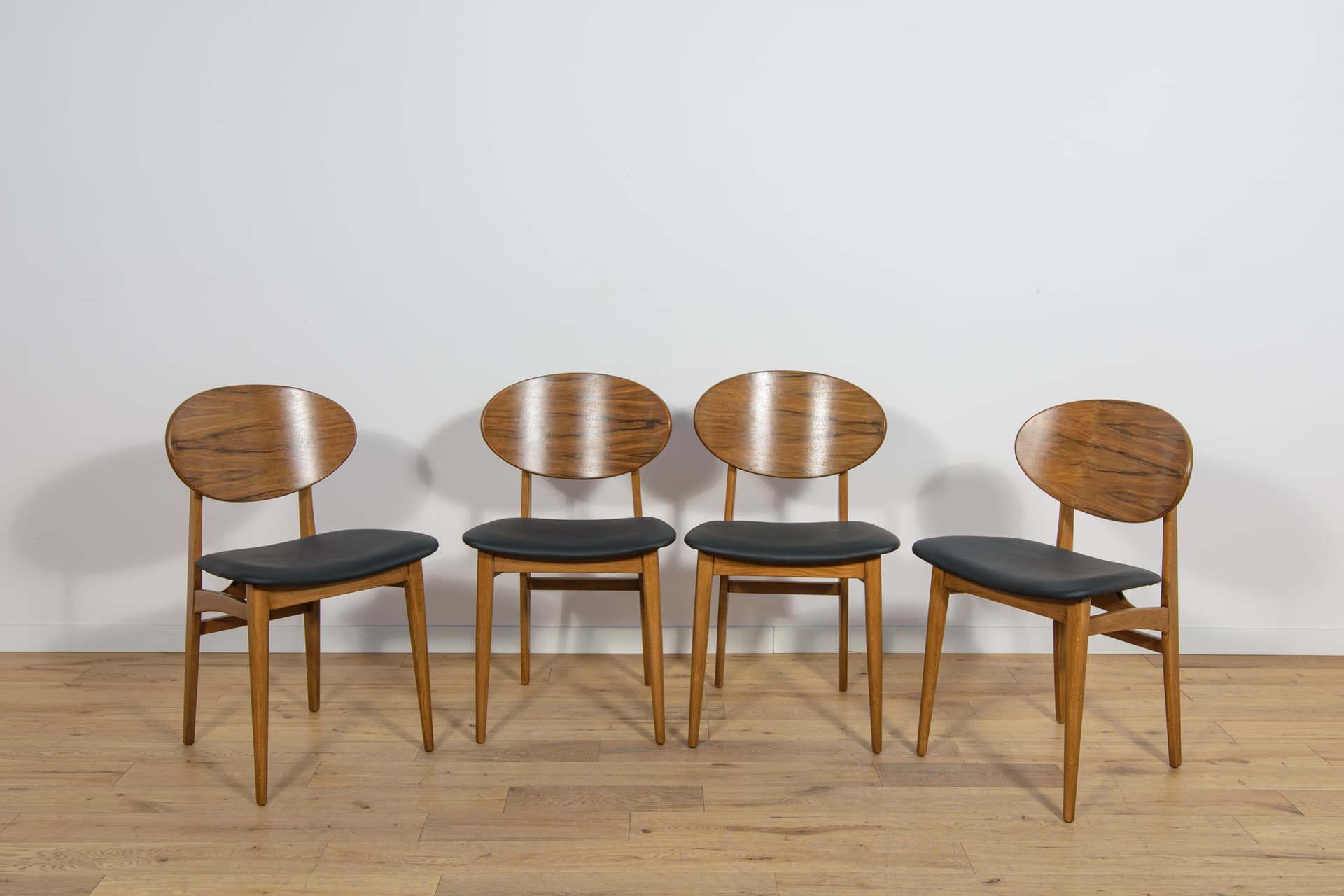 Komplet czterech krzeseł Art Deco, Wielka Brytania, lata 50. - 96617