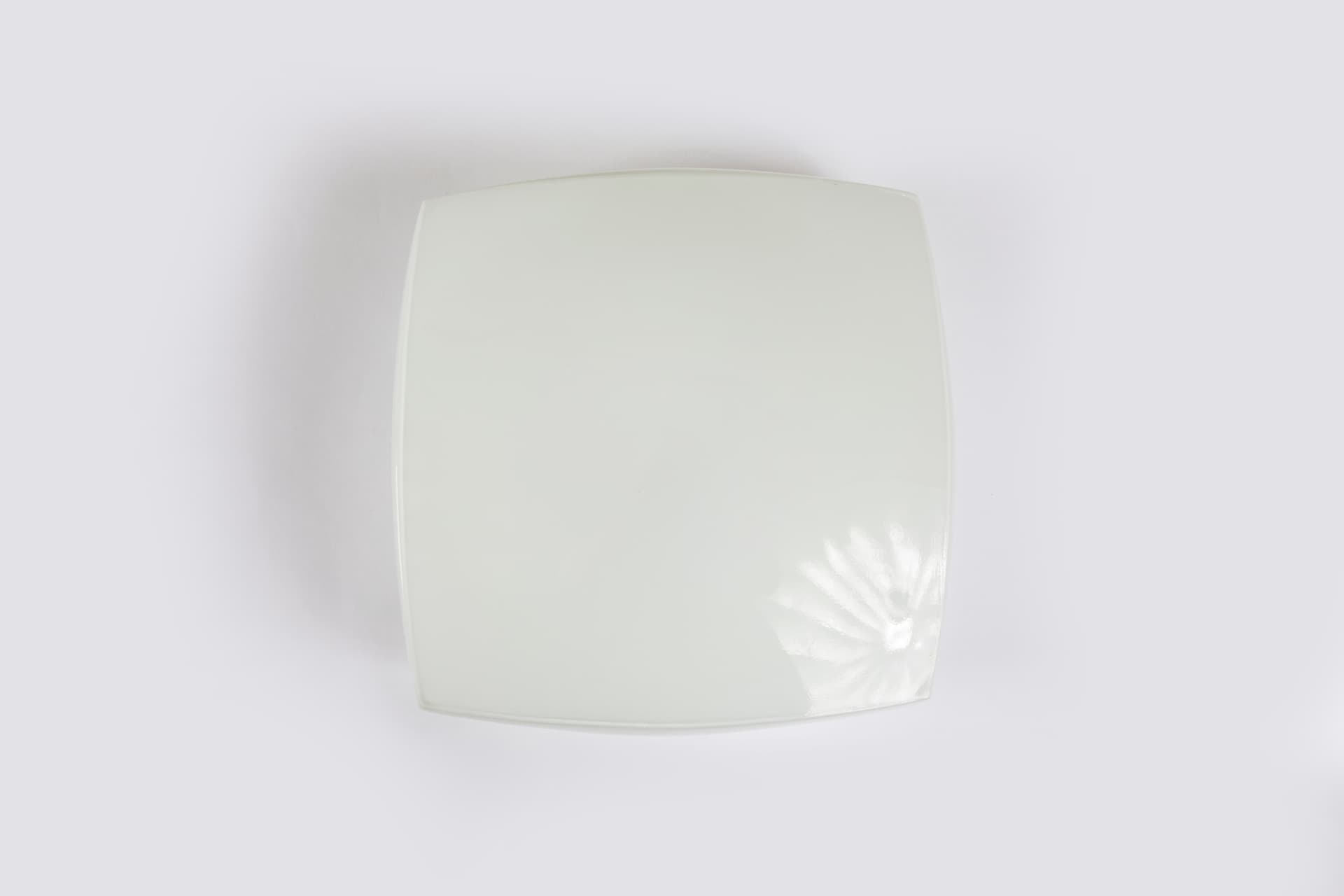 Kinkiet, mlecznobiały, szkło, Osvetlovaci Sklo Valasske Mezirici, Czechosłowacja, lata 60. - 97214