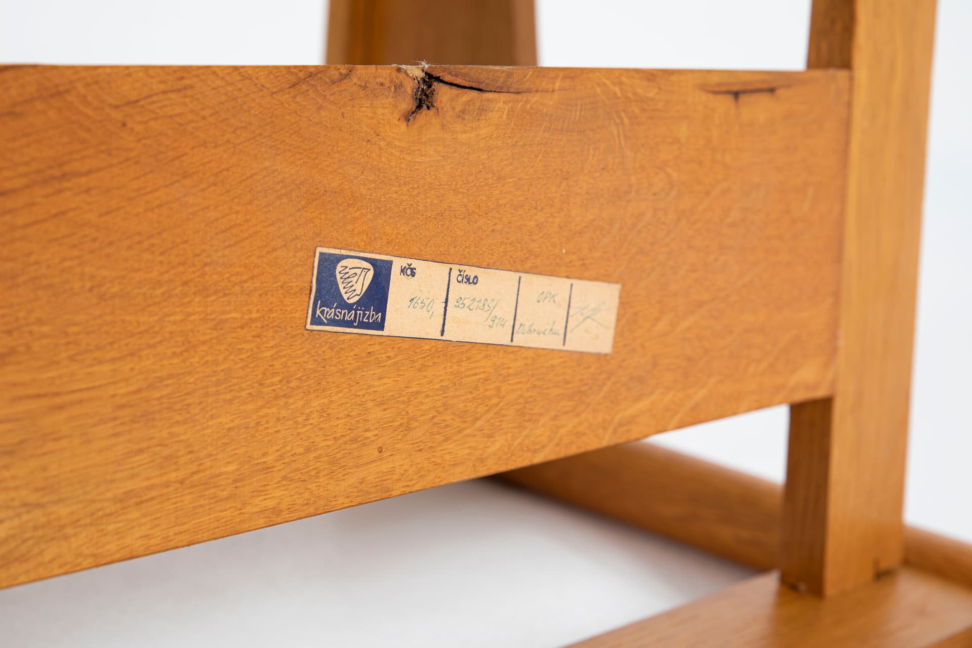 Para foteli, dąb, skóra beżowa, Uluv Krasna Jizba, Czechosłowacja, lata 60. - 97416