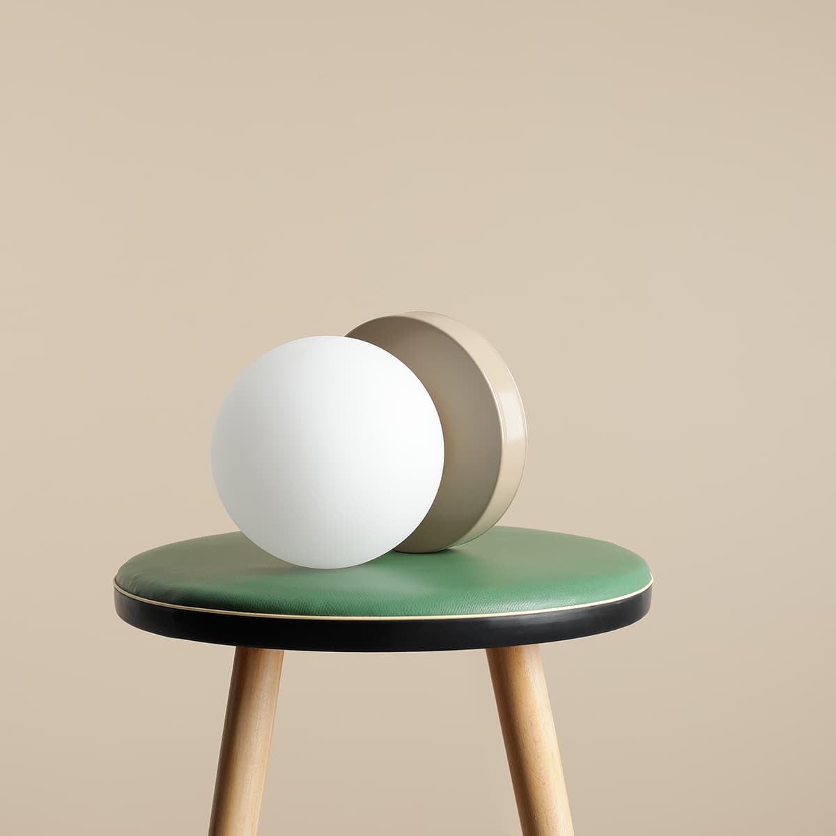 Ball S beige desk lamp, Artera - 102885