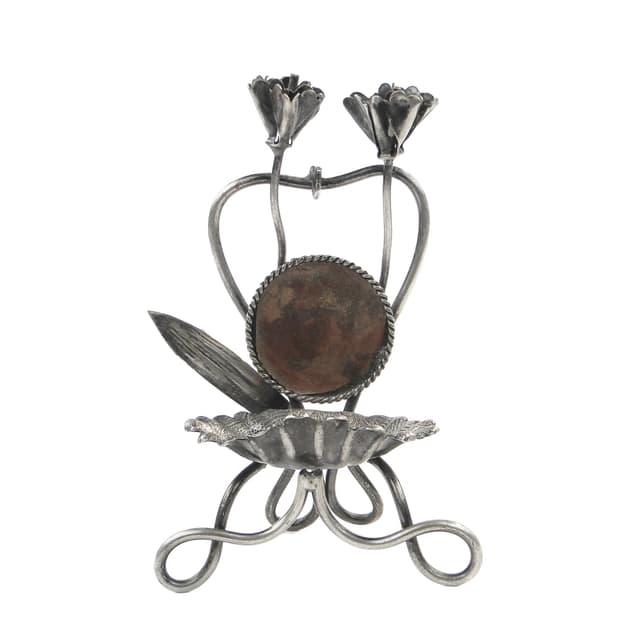 Pocket watch stand, Art Nouveau, silver-plated brass, Sweden, early 20th c. - DIMENSION