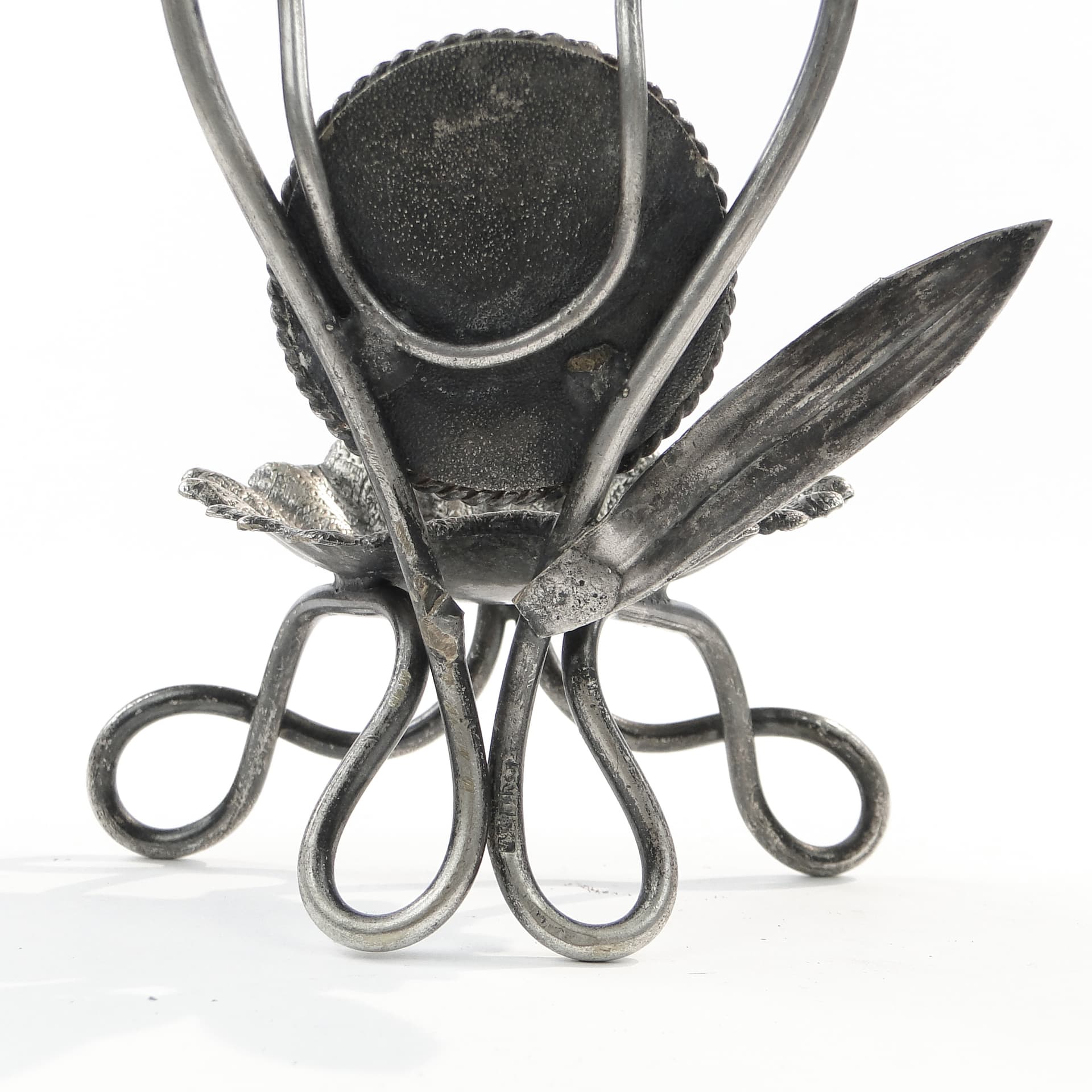 Pocket watch stand, Art Nouveau, silver-plated brass, Sweden, early 20th c. - 98320