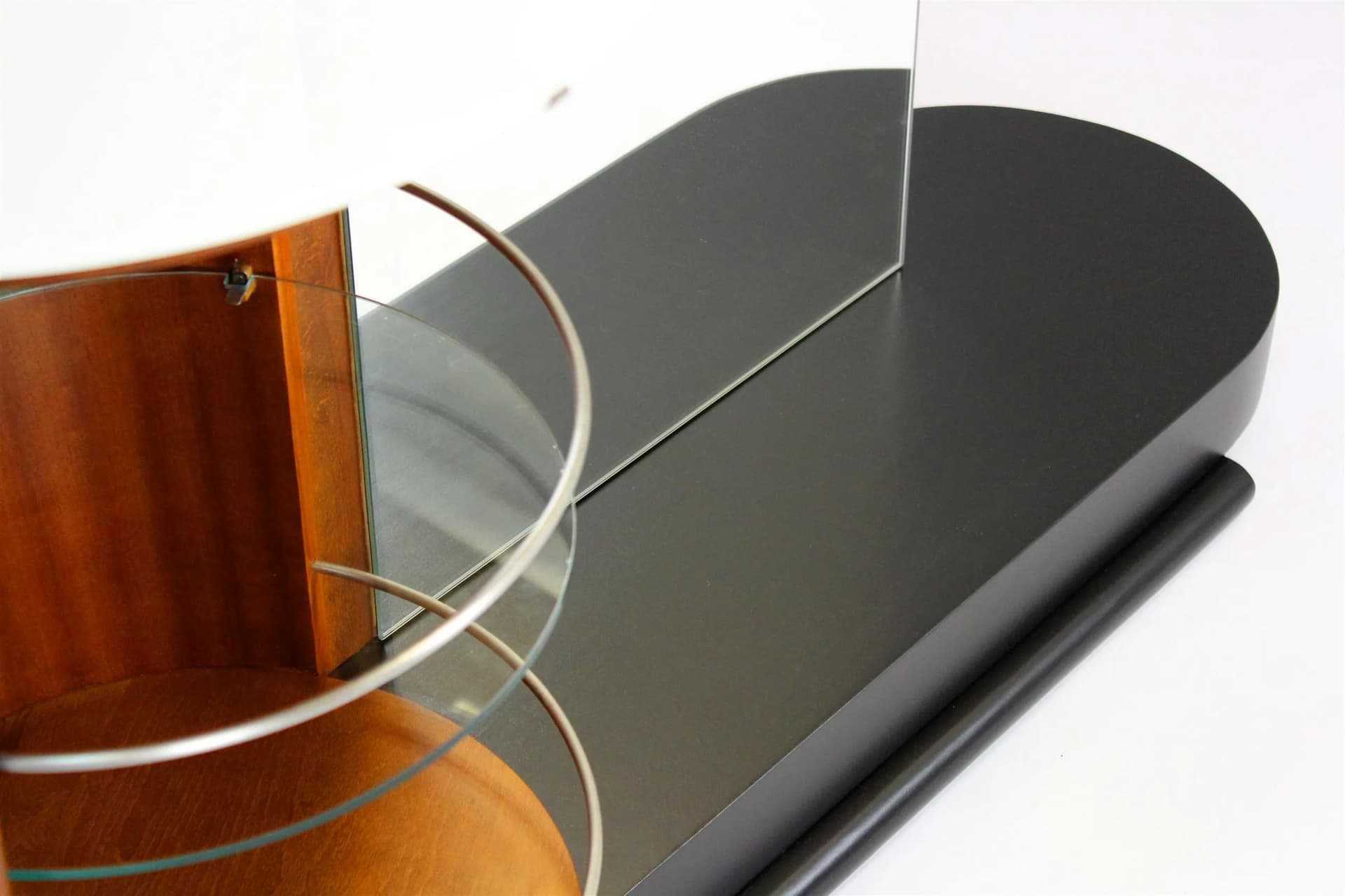 Toaletka z lustrem, brązowy, drewno, proj. J. Halabala, UP Závody, Czechy, lata 40. - 98343