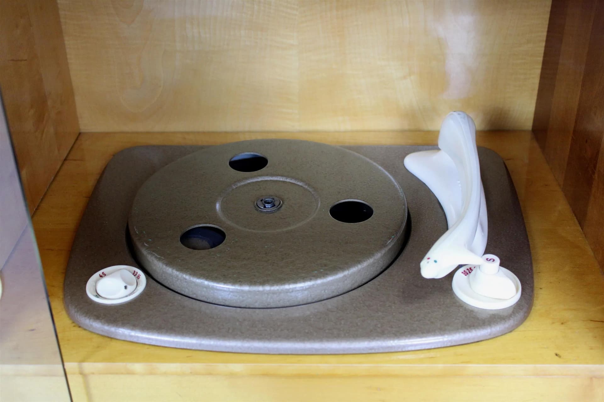 Szafka gramofonowa, brązowy, drewno, Supraphon, Czechy, lata 50. - 98531