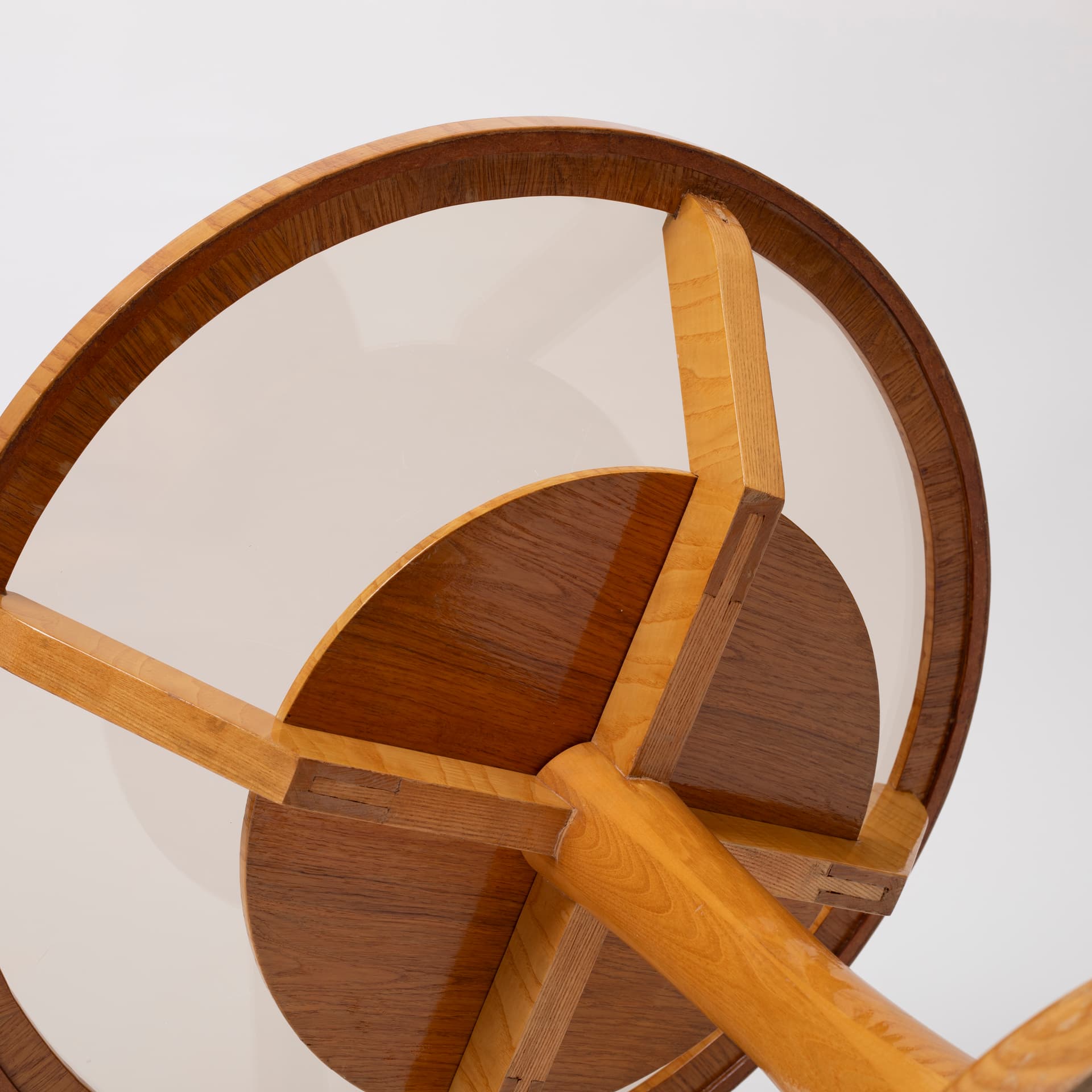 Stolik pomocniczy, jesion jasnobrązowy, szkło przydymione, Czechosłowacja, lata 60. - 98710