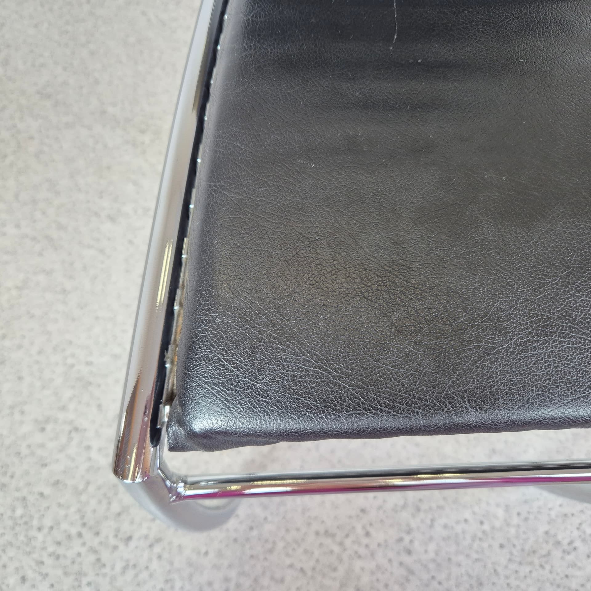 Stalowe krzesło firmy Meyer ze skórzaną tapicerką, Niemcy lata 60 - 99062