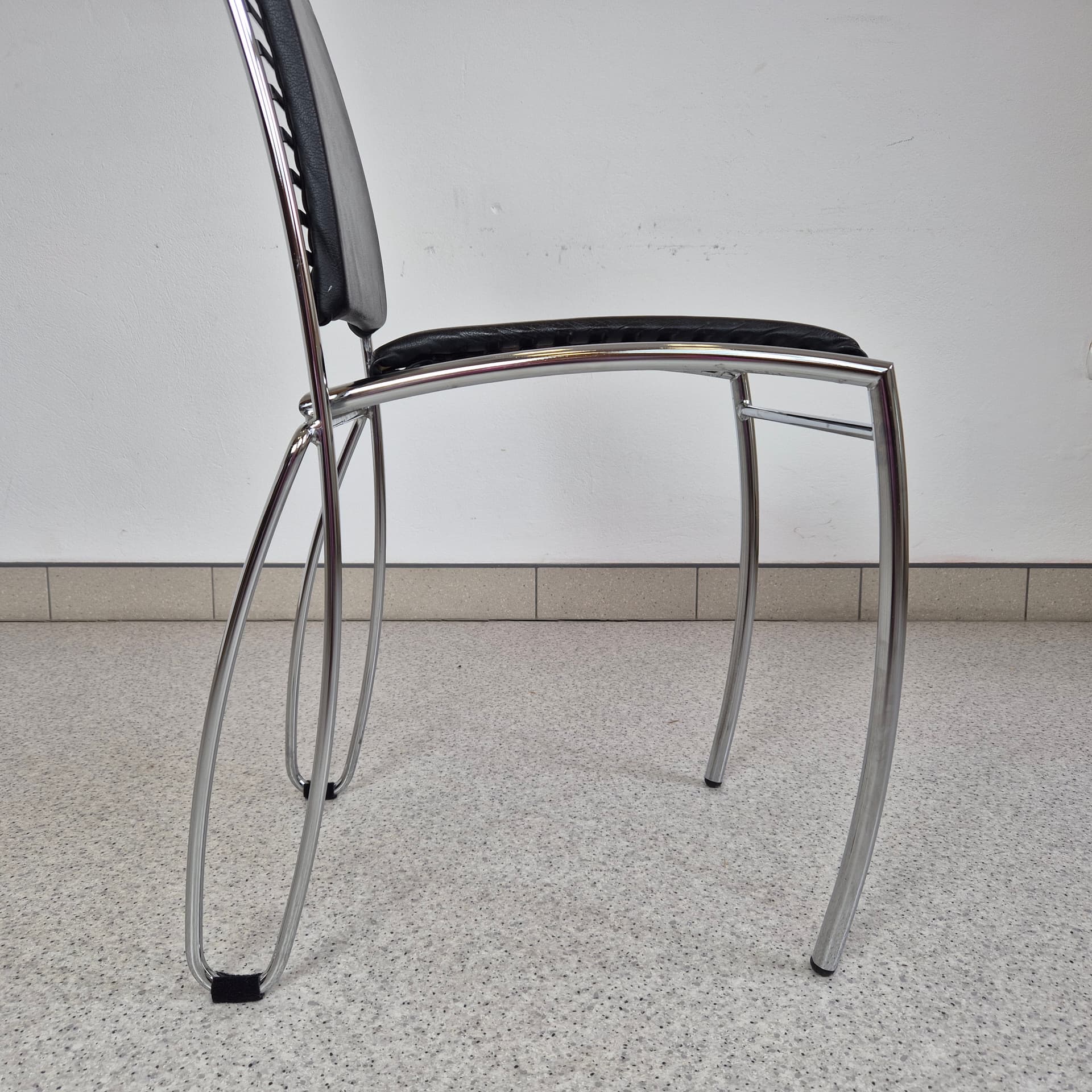 Stalowe krzesło firmy Meyer ze skórzaną tapicerką, Niemcy lata 60 - 99059