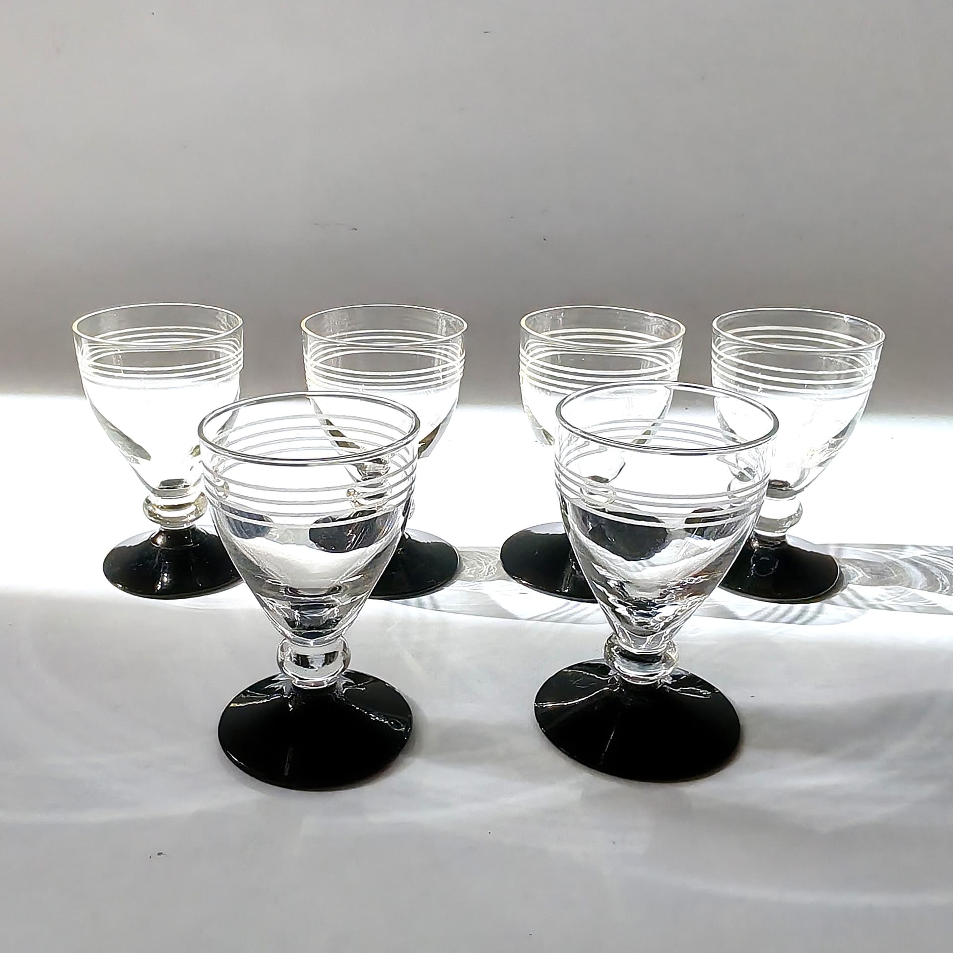 Zestaw sześciu kieliszków Hørsholm, szkło przezroczyste czarne, Holmegaard, Dania, lata 40. - 99244