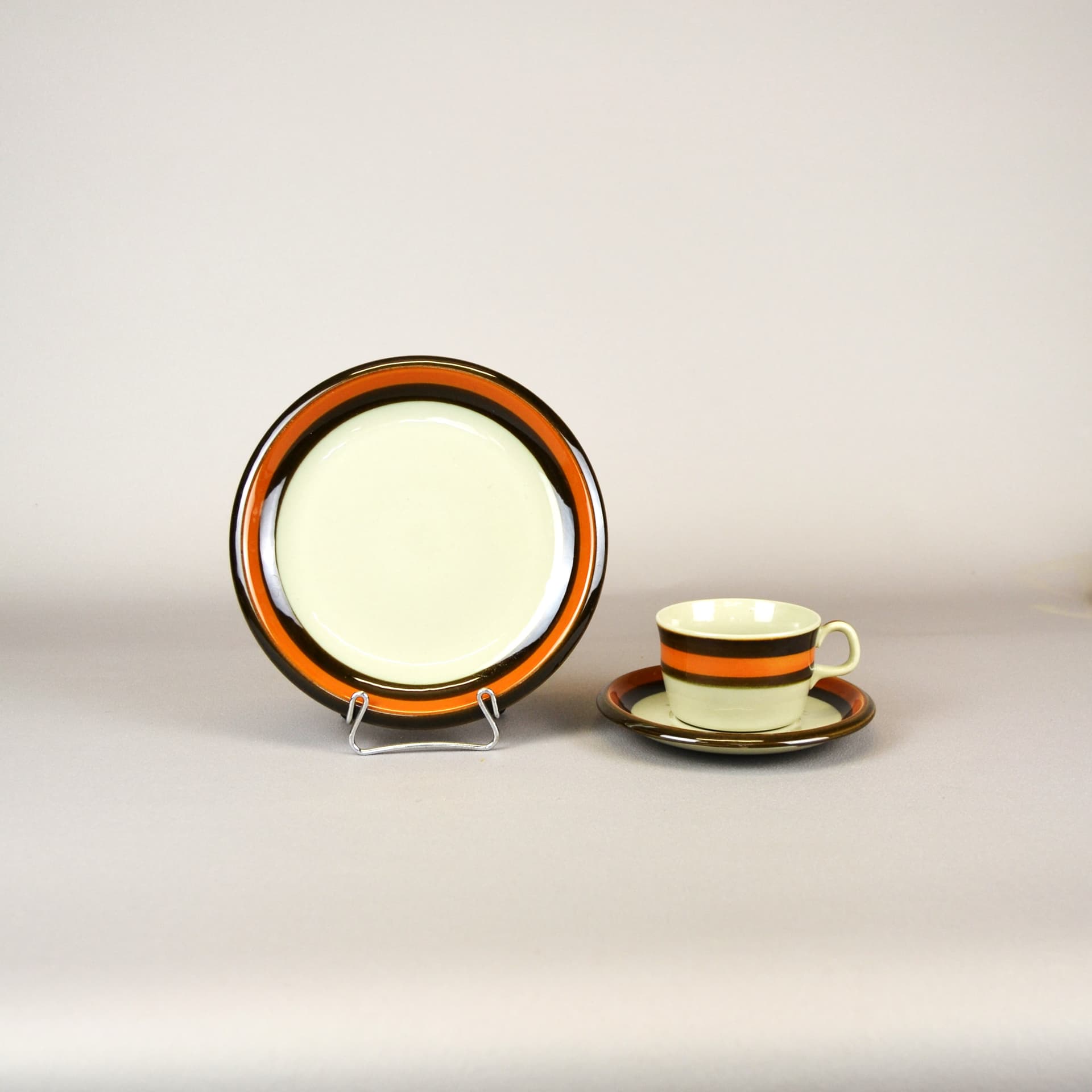 Coffee set Annika, glazed ivory ceramic, by M. Westman, Rörstrand, Sweden, 1970s. - 813