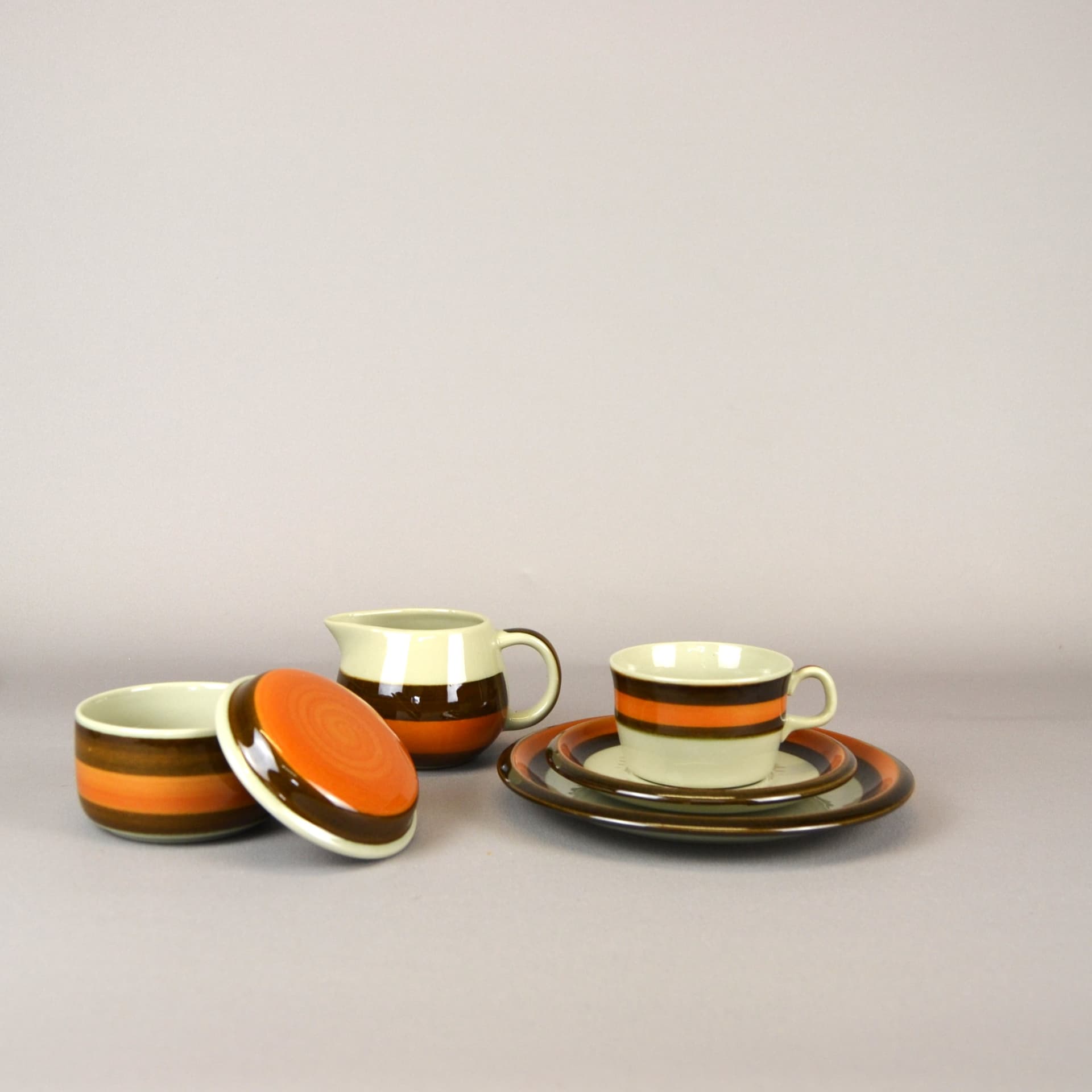 Coffee set Annika, glazed ivory ceramic, by M. Westman, Rörstrand, Sweden, 1970s. - 810