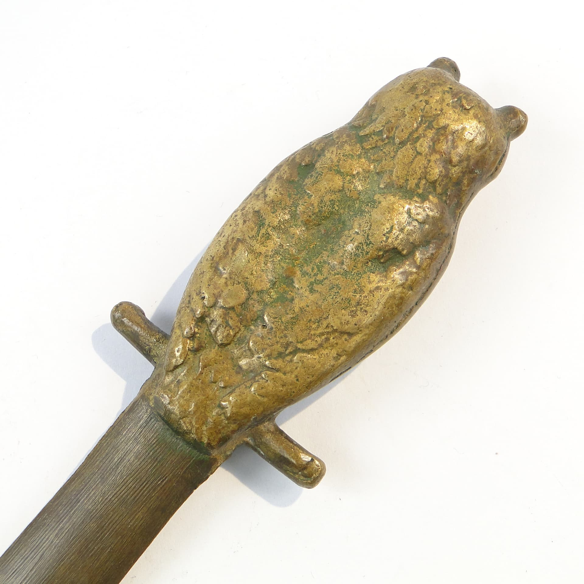 Nóż do listów w stylu secesyjnym ze sową, mosiądz, Polska, lata 50. - 101069