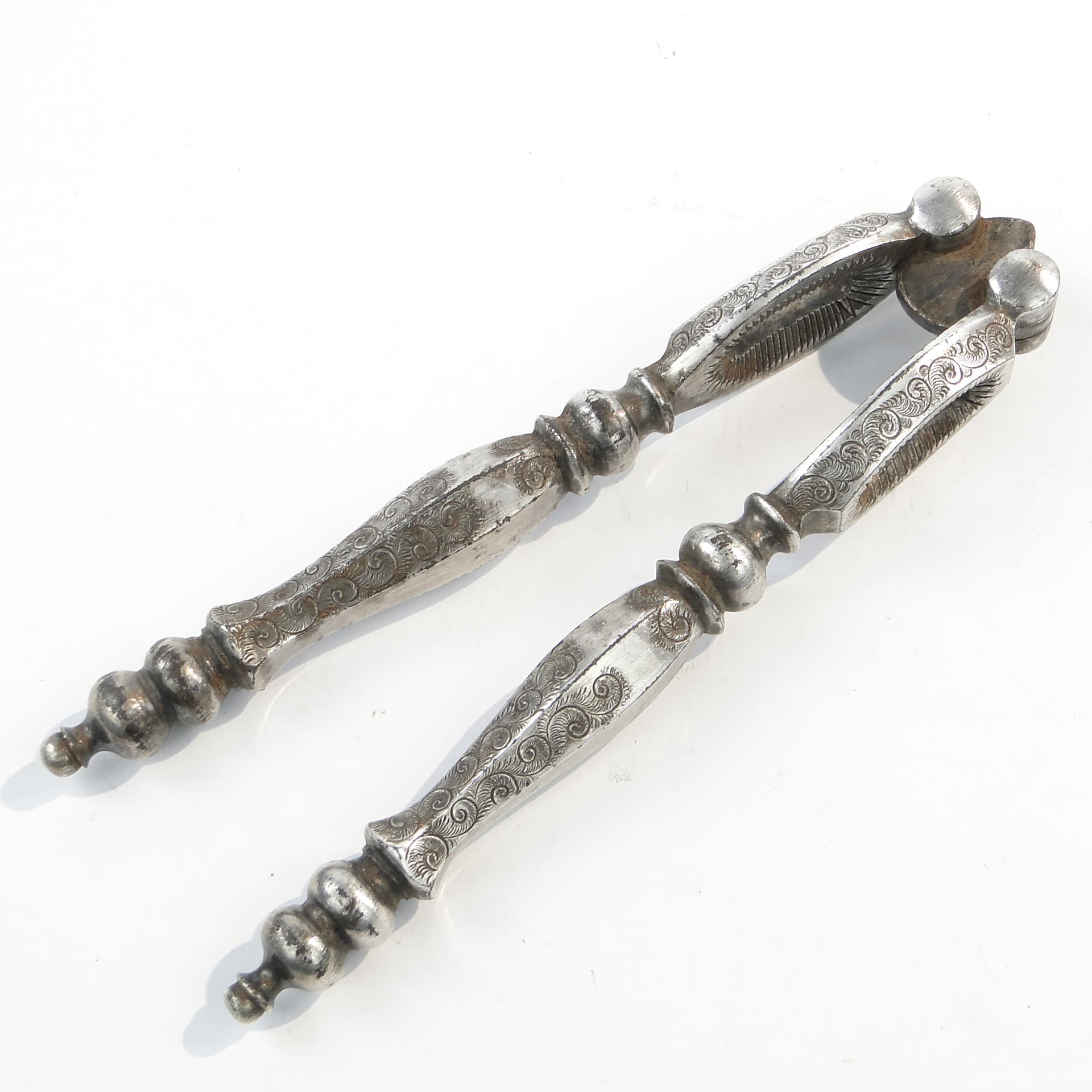 Secesyjny dziadek do orzechów, stal srebrna, Polska, pocz. XX w. - 101239