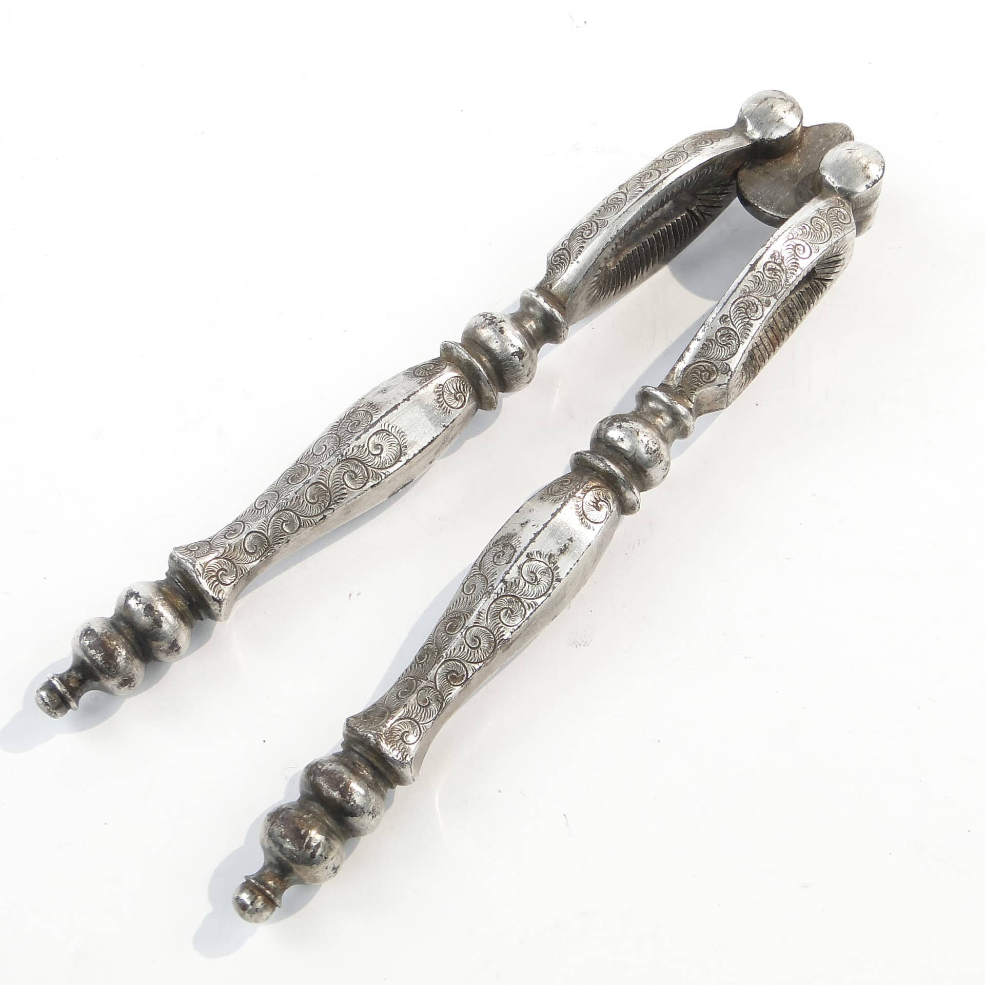 Secesyjny dziadek do orzechów, stal srebrna, Polska, pocz. XX w. - 101241