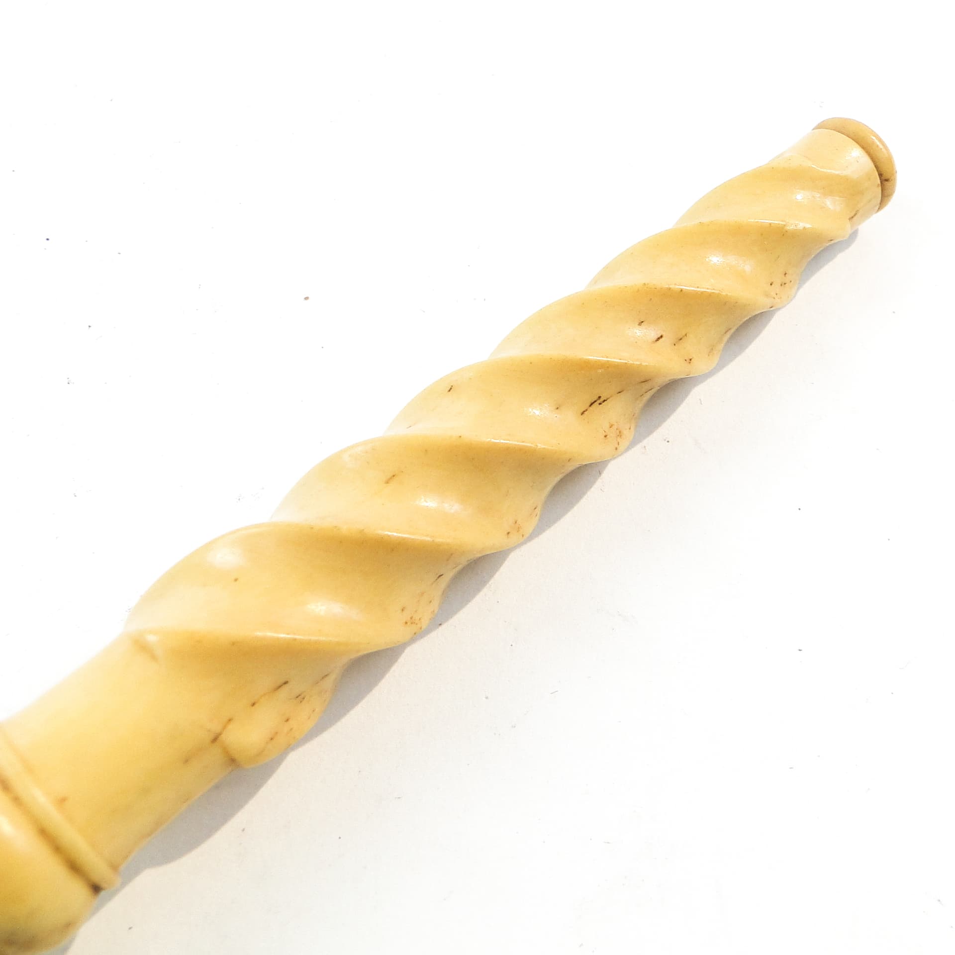 Łyżka do butów Art Nouveau, kość bawola, Austria, początek XX w. - 102276