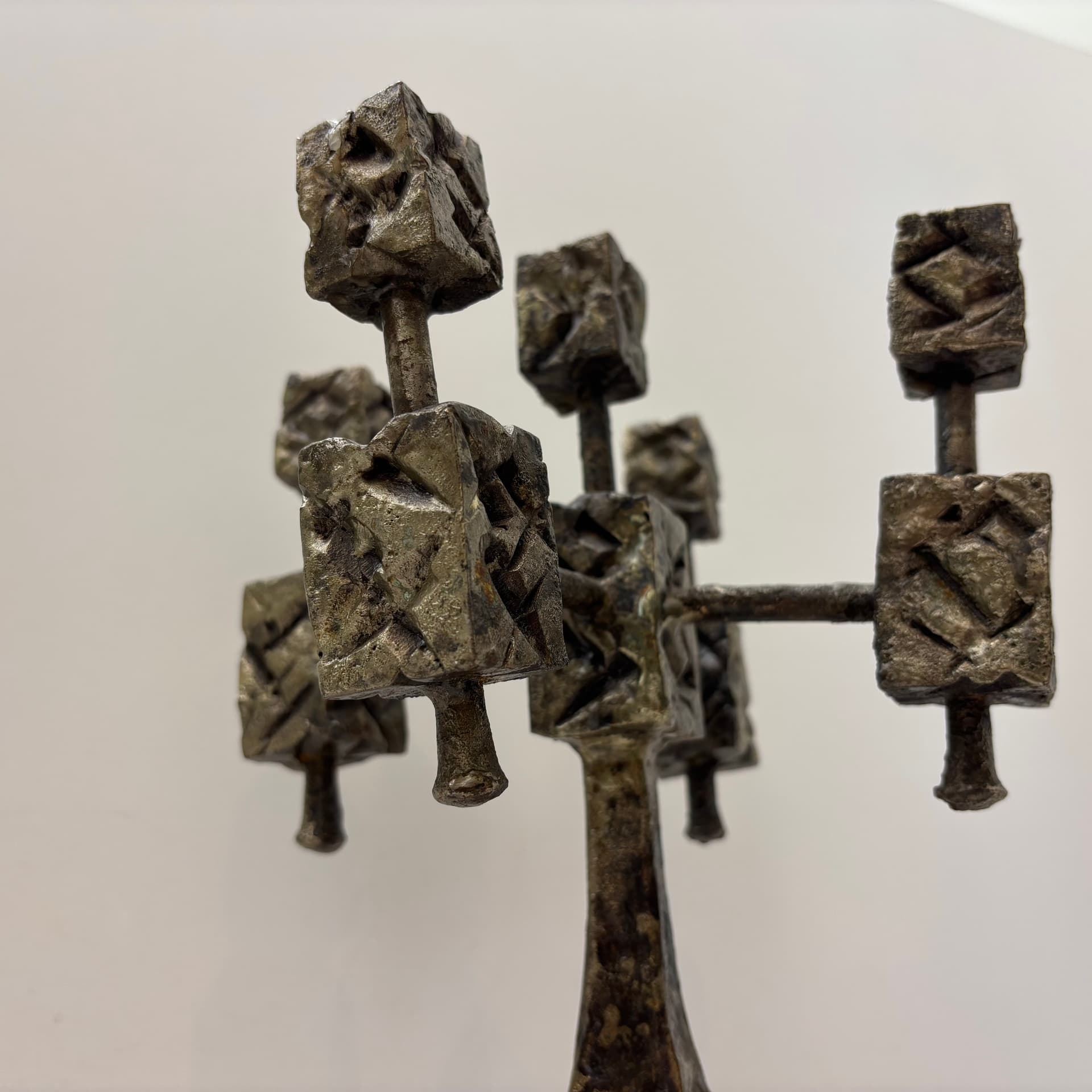 Świecznik brutalistyczny, stal brązowy ciemny, Dania, lata 70. - 102538