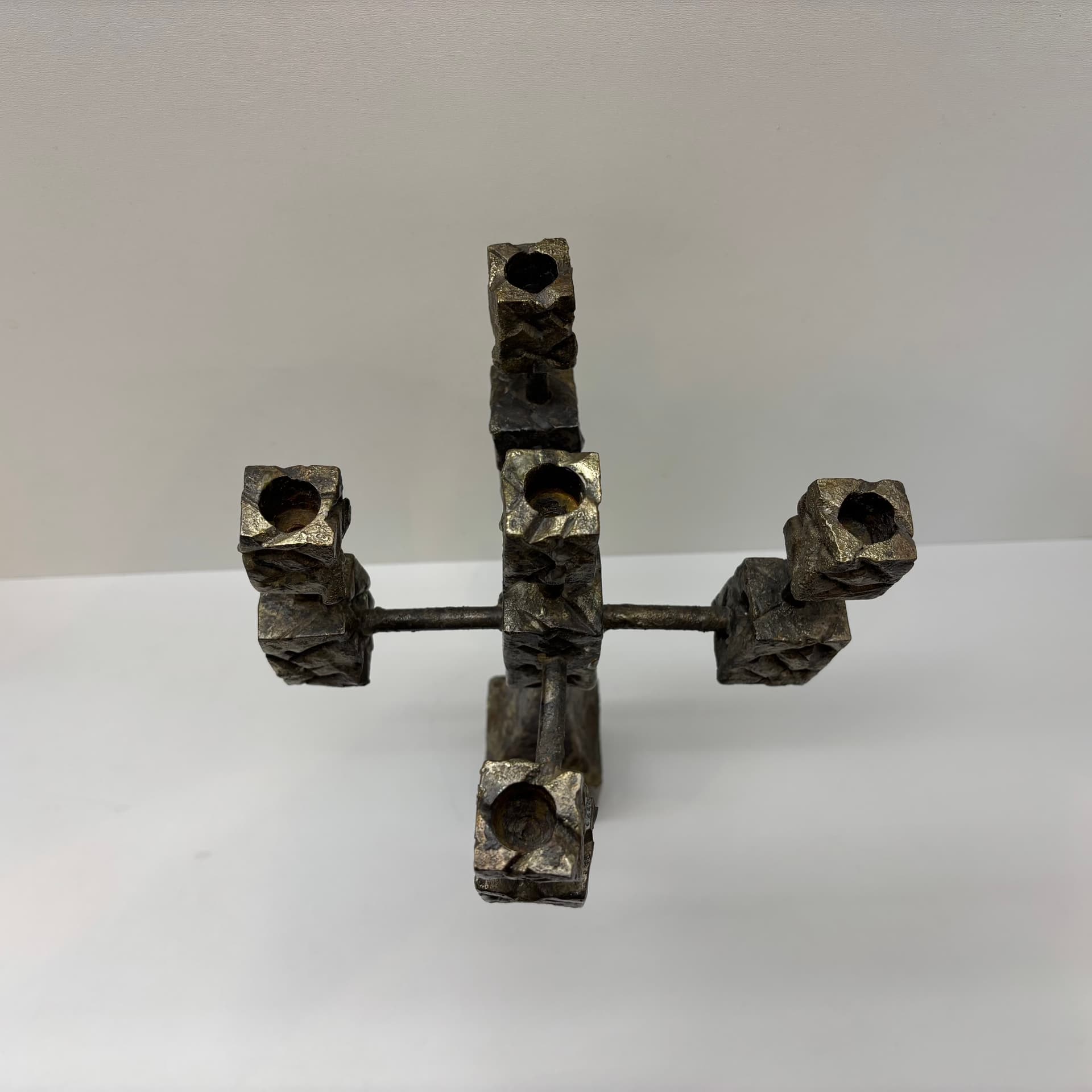 Świecznik brutalistyczny, stal brązowy ciemny, Dania, lata 70. - 102539