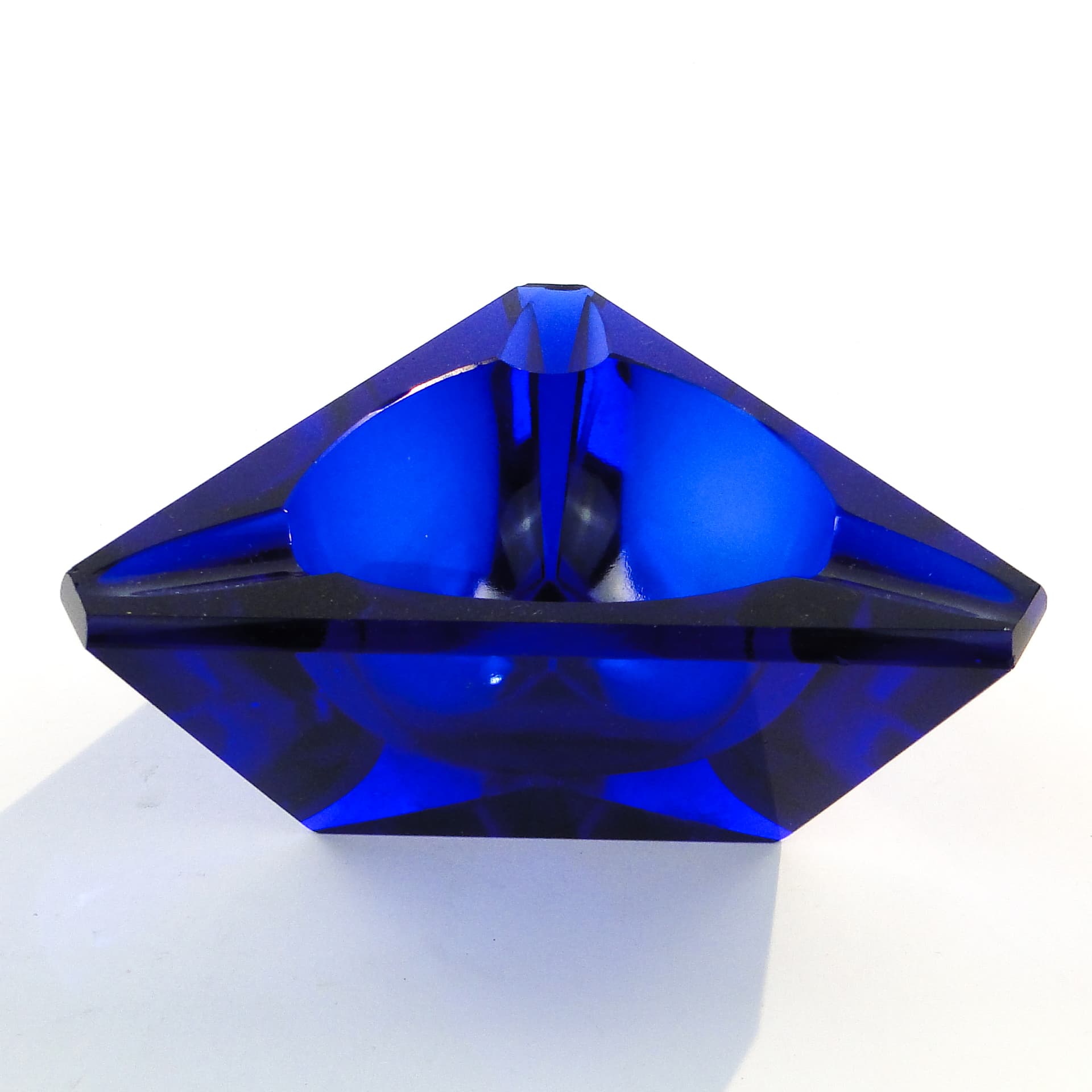 Popielniczka Art Deco, kryształ kobaltowy, Moser, Czechosłowacja, lata 50. - 103650