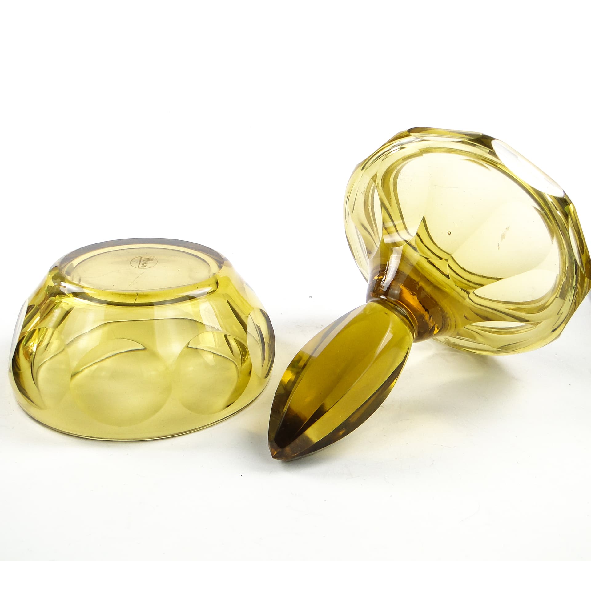 Art Deco bonbonniere, lemon crystal, Moser, Czechoslovakia, 1930s. - 103732