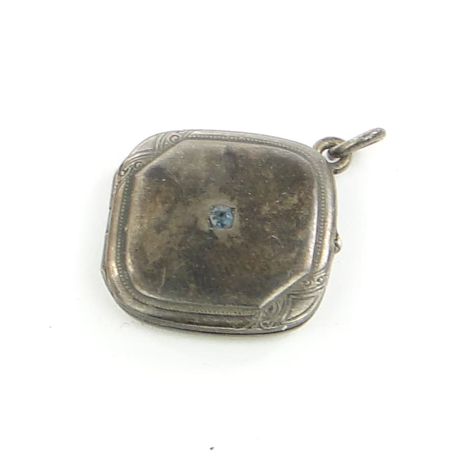 Locket, Sweden, 1950s - 103832