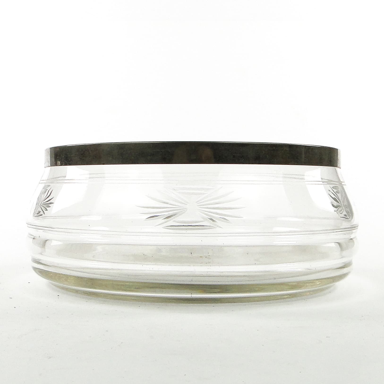 Art Deco centerpiece bowl, glass, silver-plated brass, Germany, 1930s. - 104345