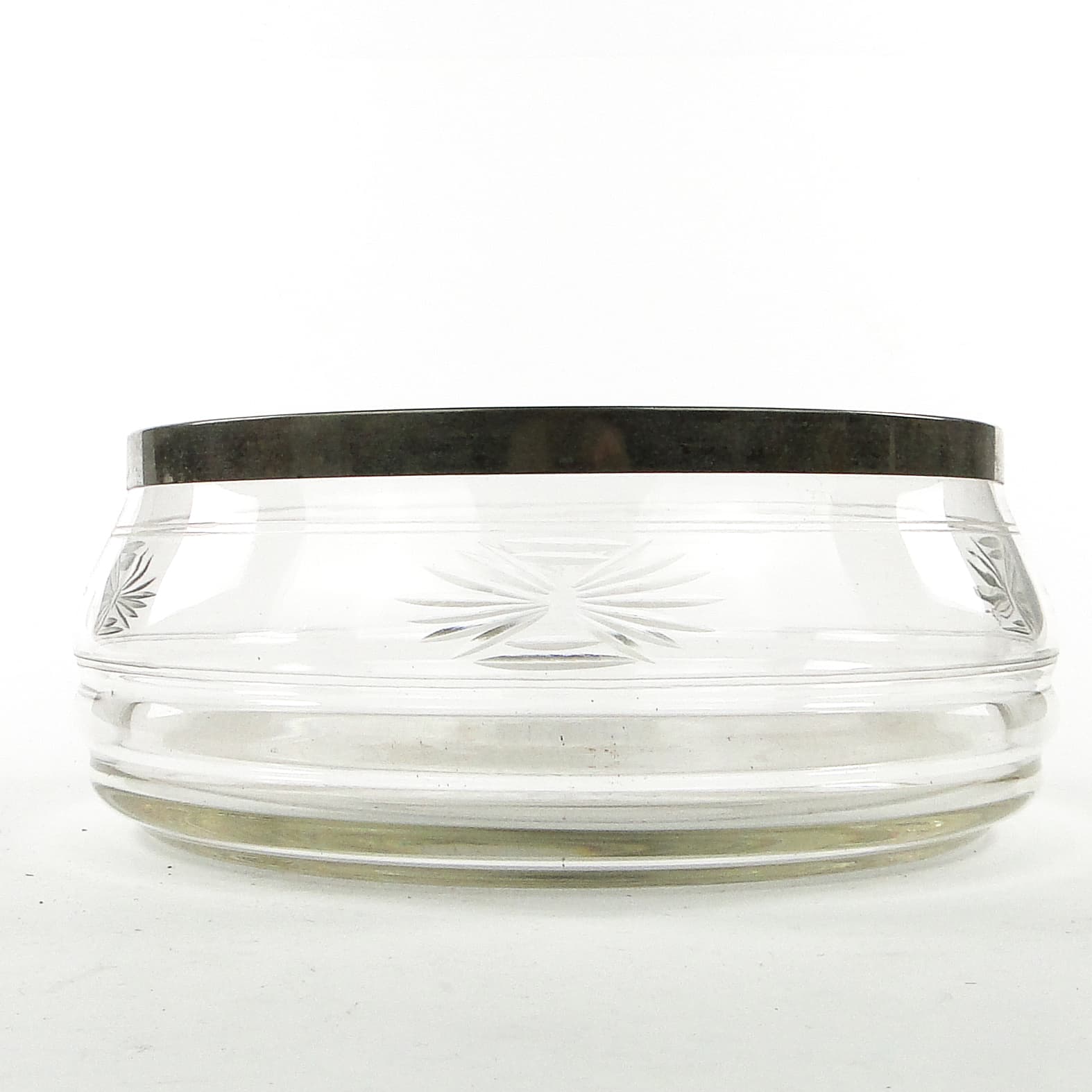 Art Deco centerpiece bowl, glass, silver-plated brass, Germany, 1930s. - 104346