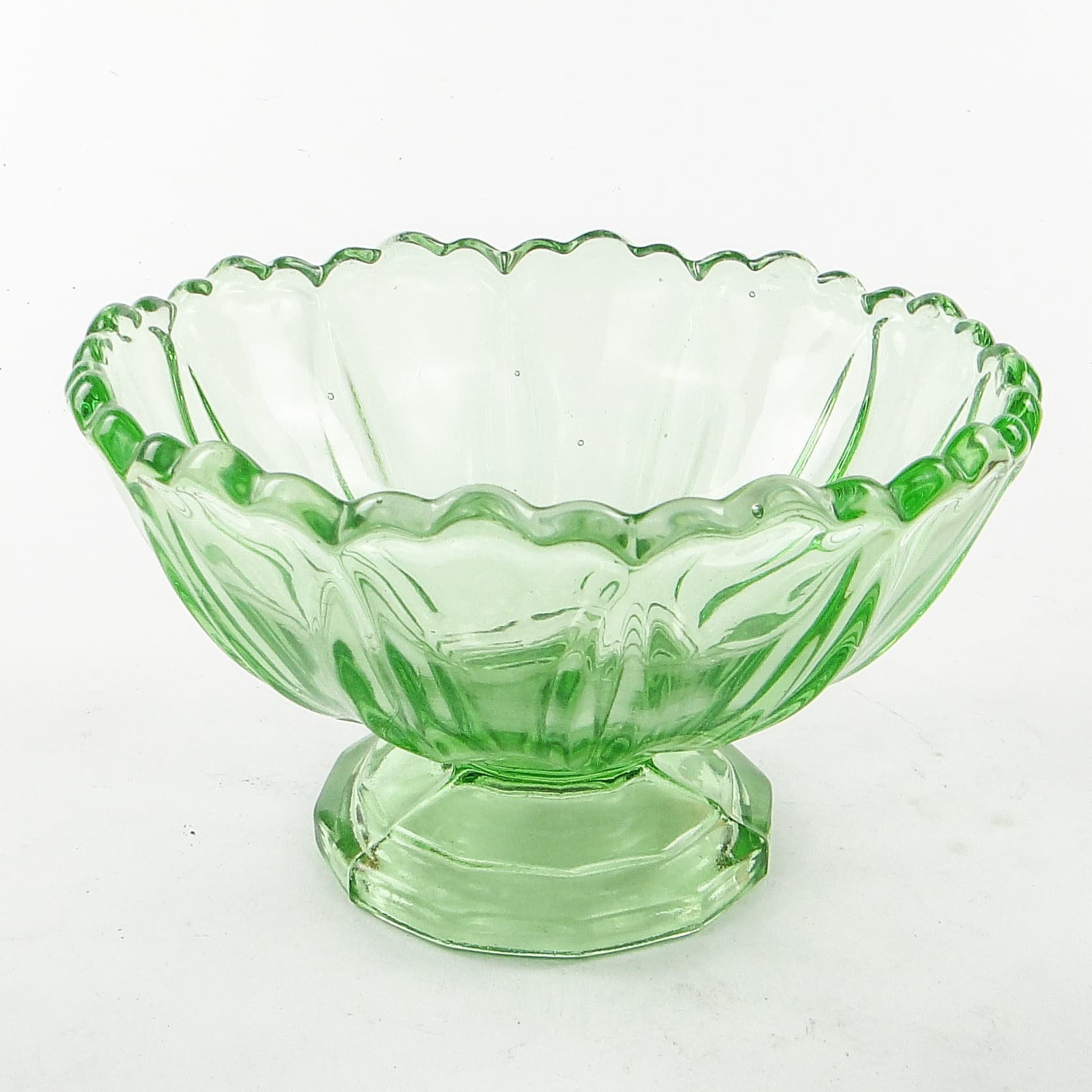 Ring Around pedestal bowl, mid-century modern, pressed glass, Ząbkowice, Poland, 1950s. - 104448