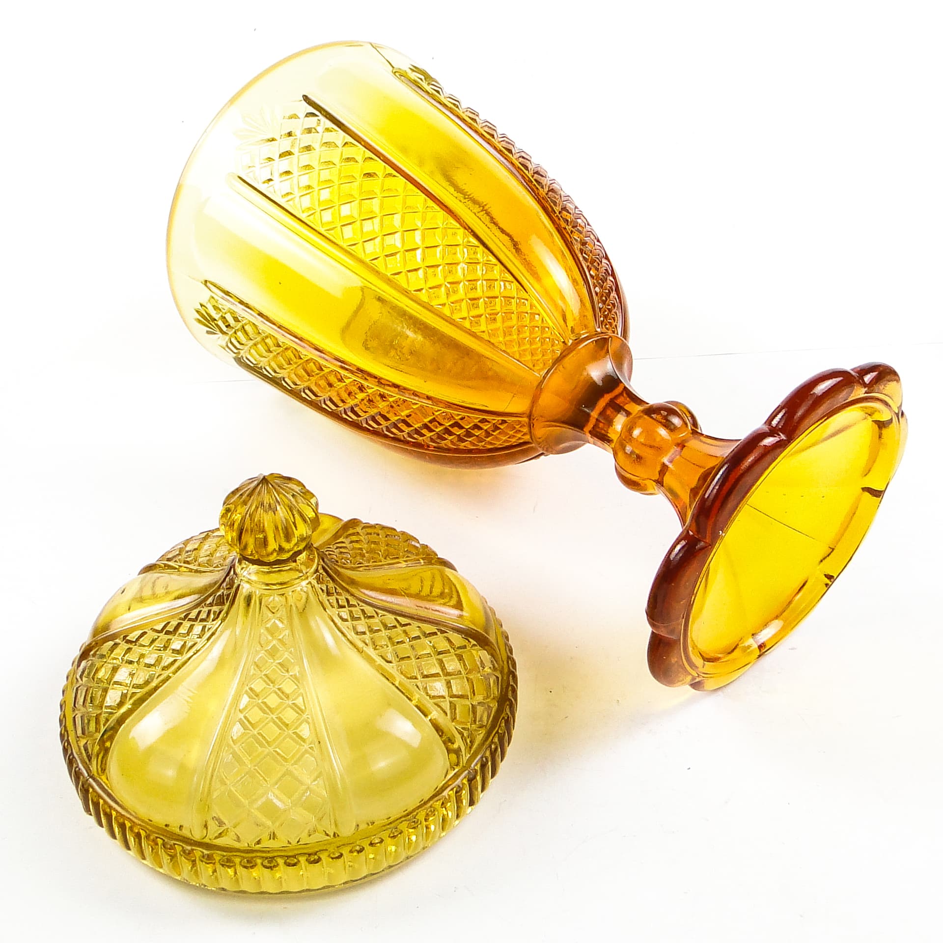 Bomboniera Art Deco, szkło prasowane, Ząbkowice, Polska, lata 70. - 104986