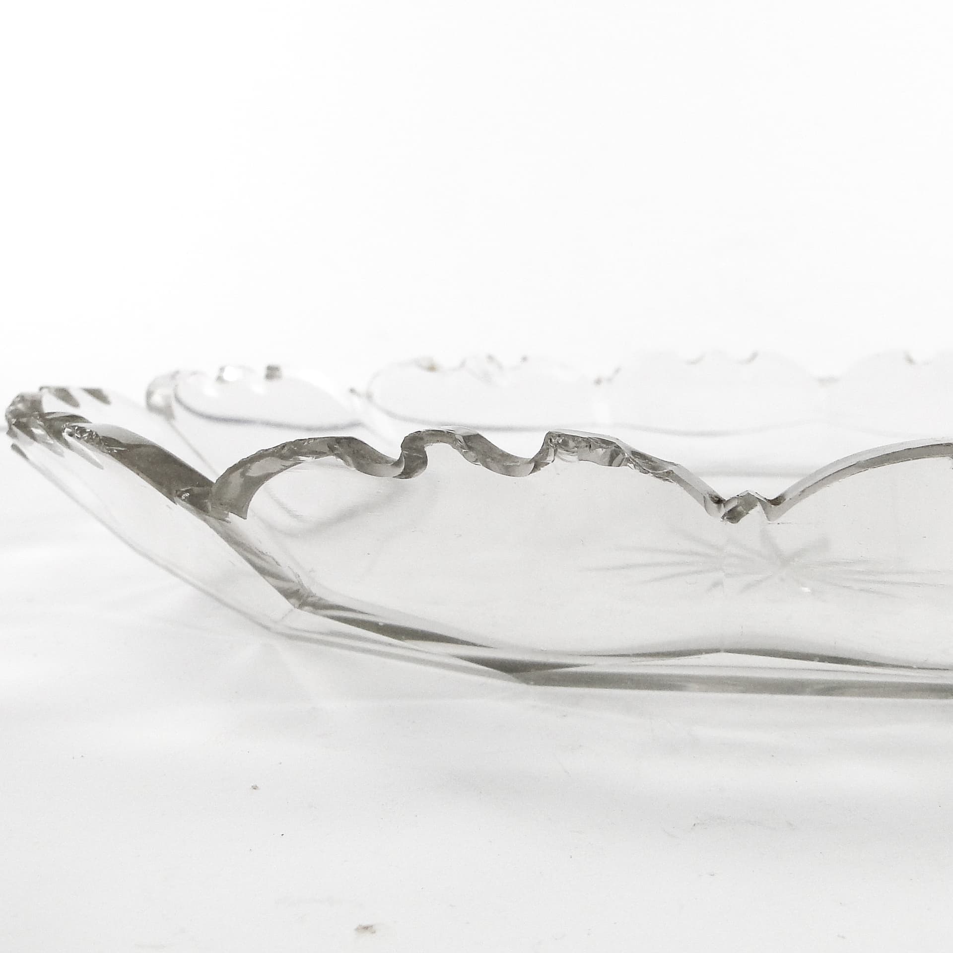 Biedermeier platter, transparent crystal, Czech Republic, 19th c. - 105110
