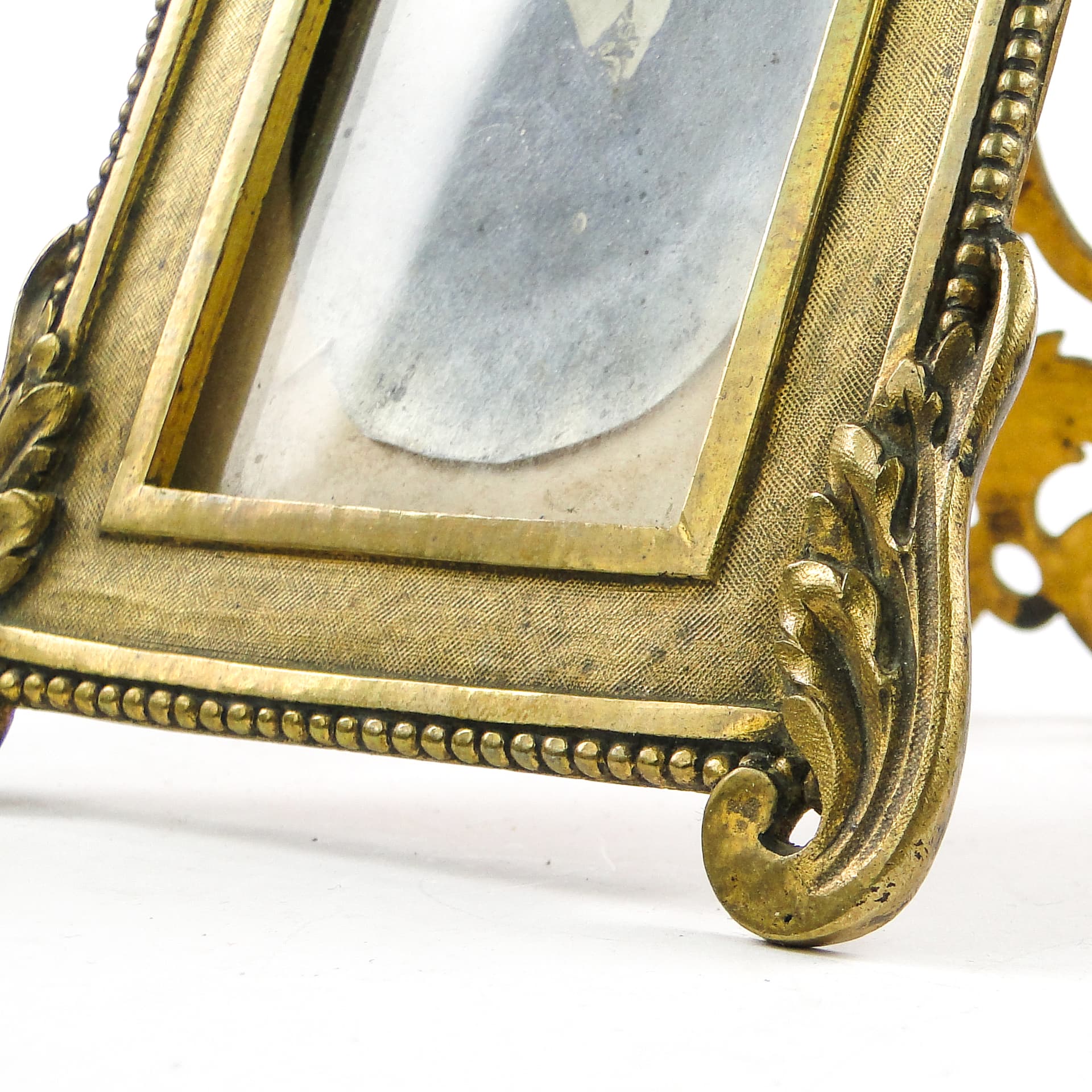 Empire photo frame, gilded bronze, France, 19th c. - 105348