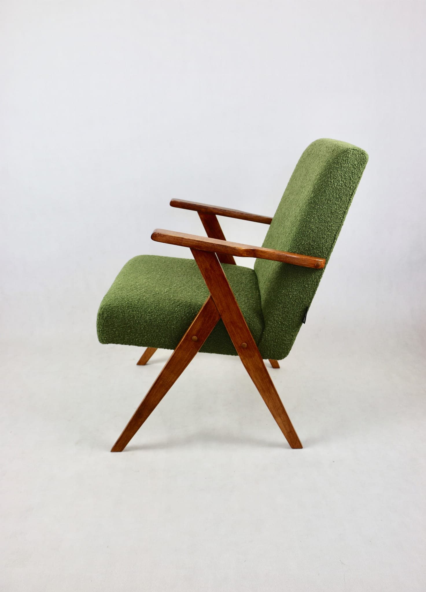 Armchair, green bouclé, walnut, Poland, 1970s. - 108039
