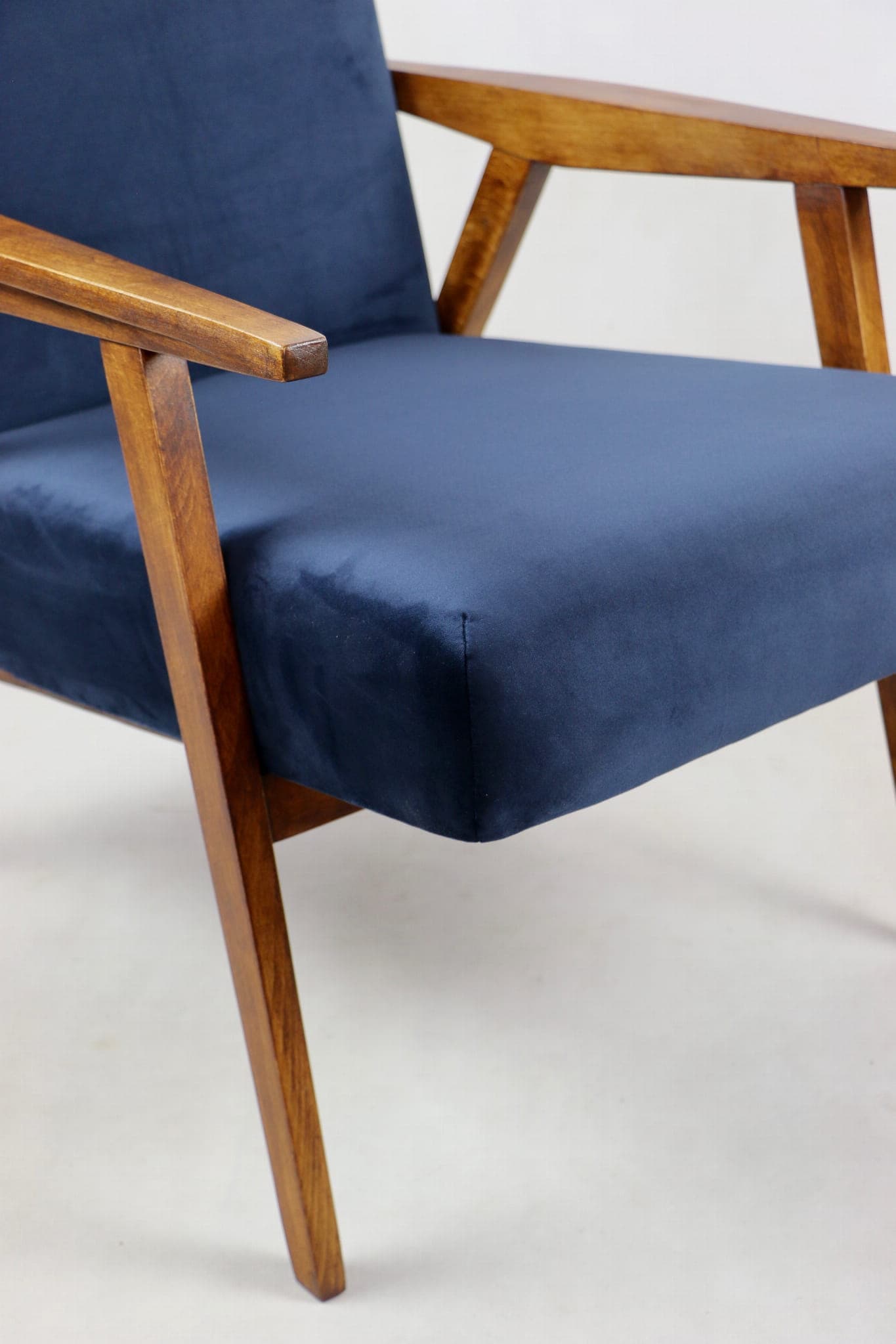 Armchair Vintage Loft, navy blue velvet, walnut, Poznańskie Fabryki Mebli, Poland, 1970s. - 108035