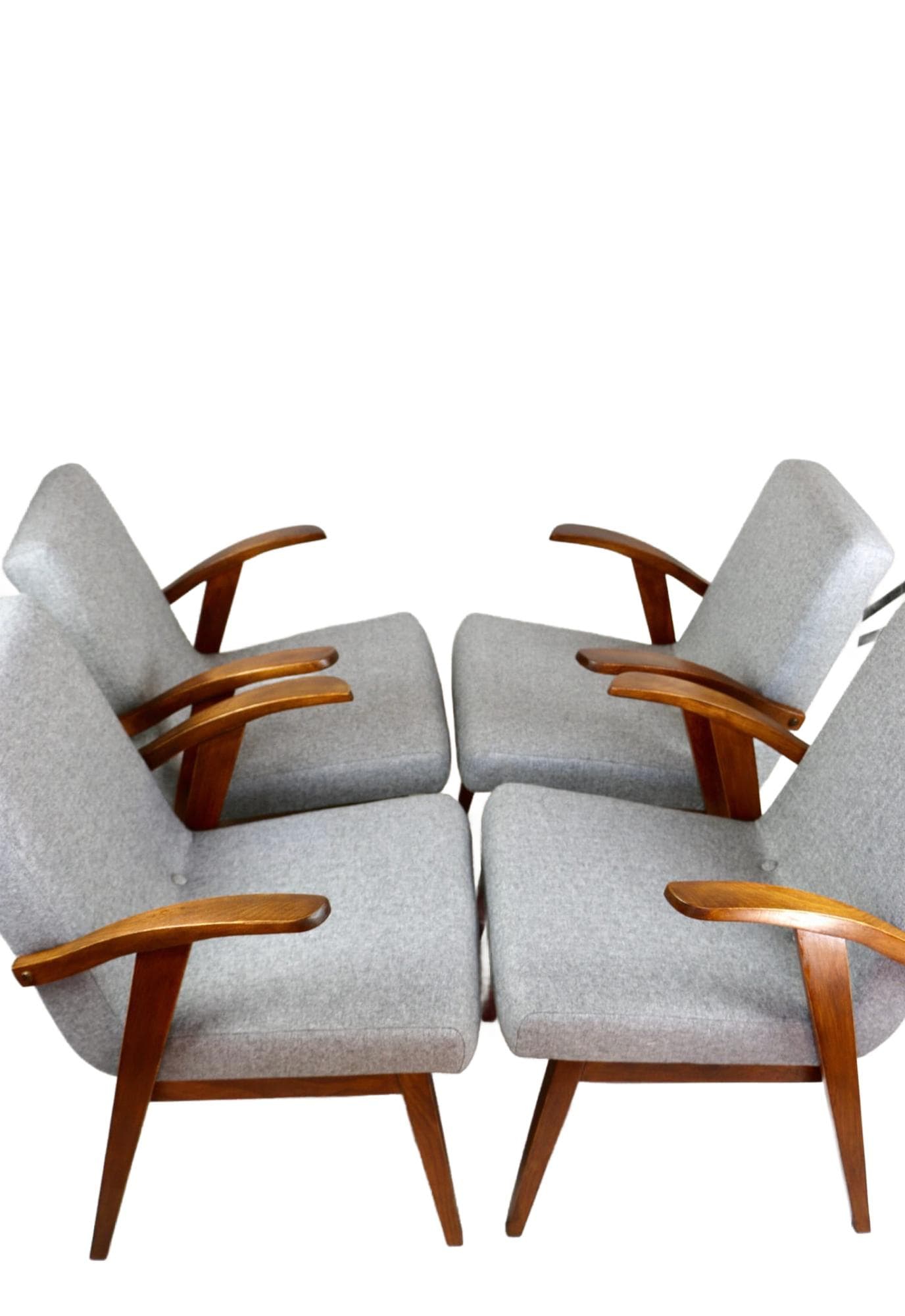 Komplet czterech foteli 300-123, szary, proj. M. Puchała, Polska, lata 60.